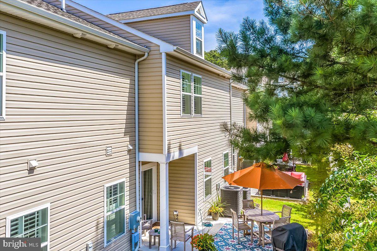 WEST HARBOR VILLAGE - Residential