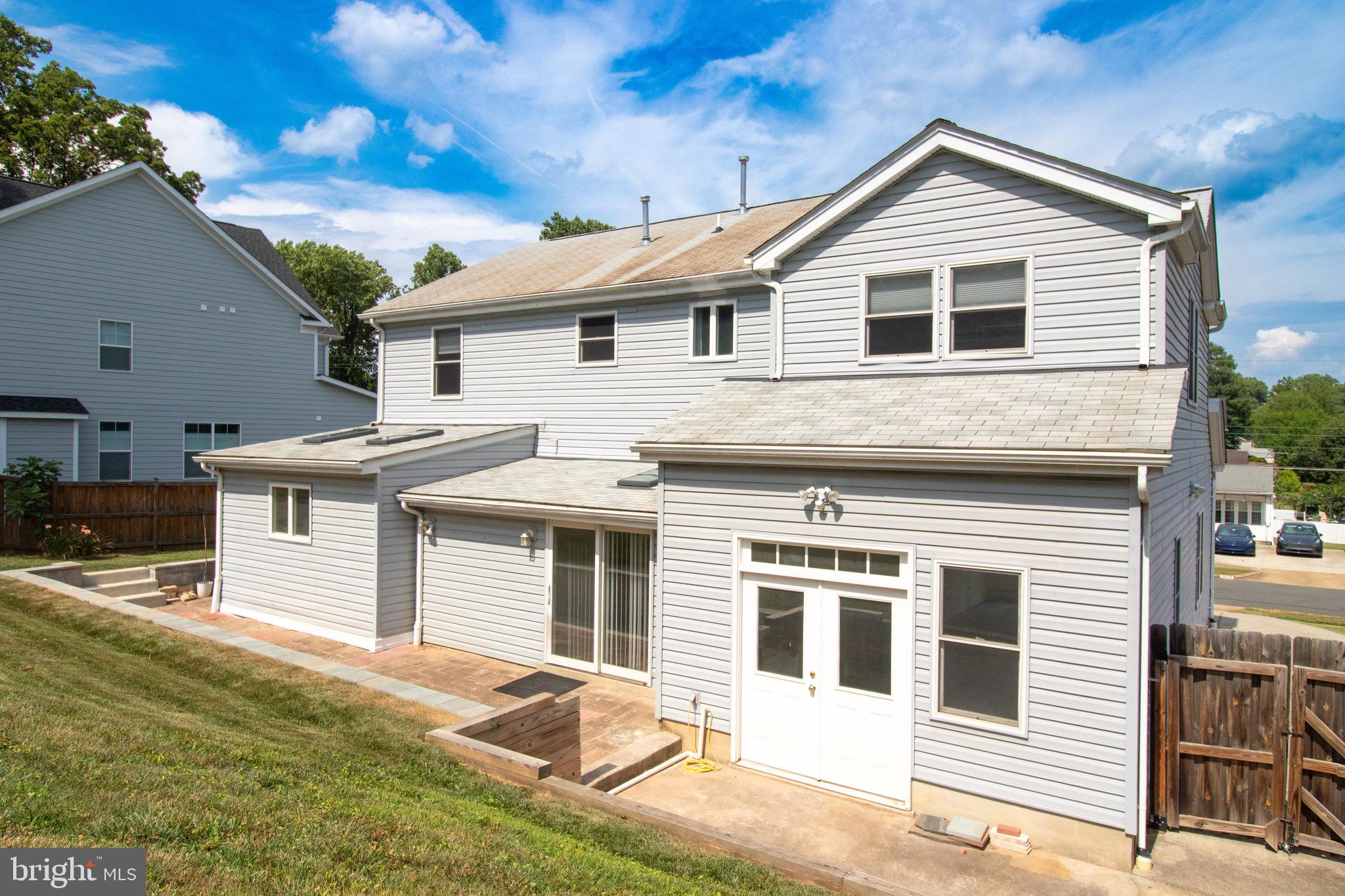 PIMMIT HILLS - Residential