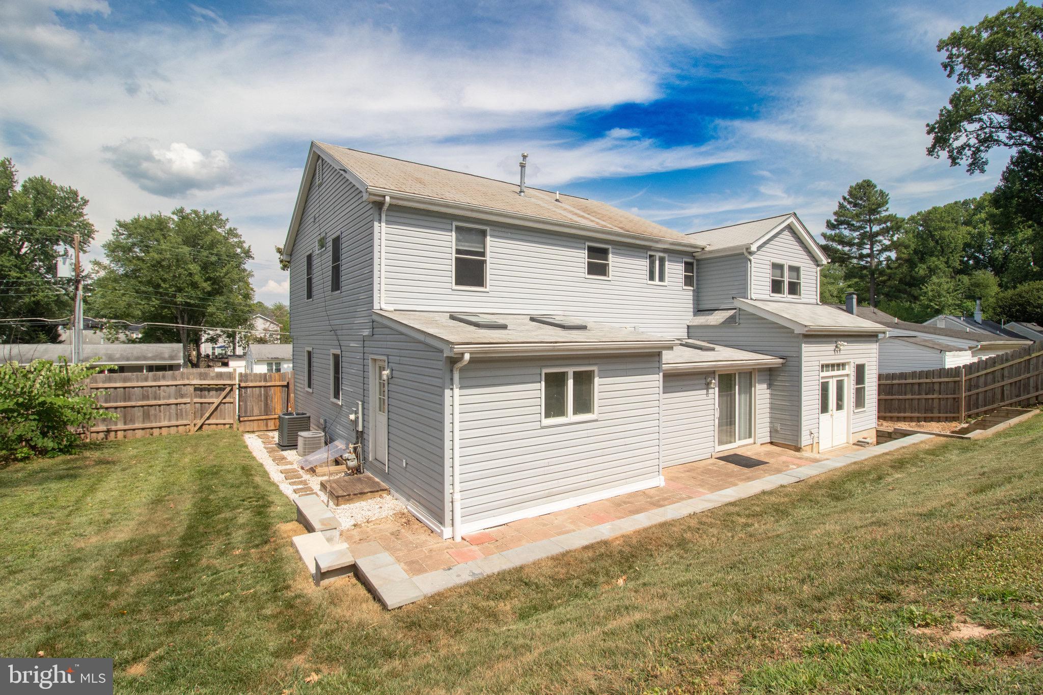 PIMMIT HILLS - Residential