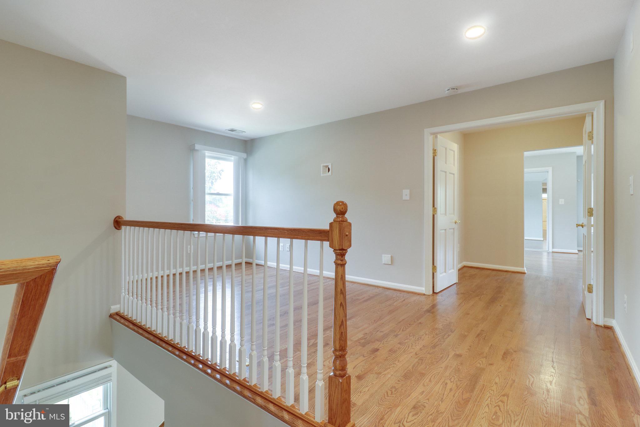 PIMMIT HILLS - Residential