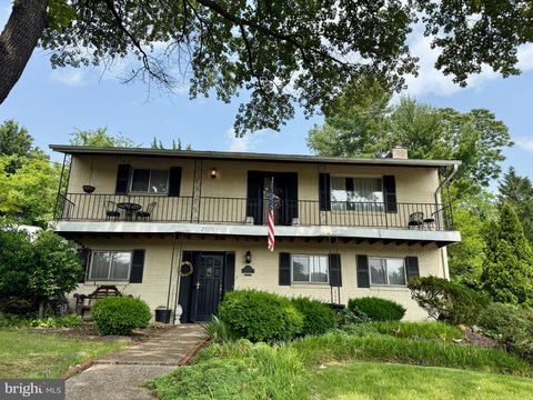 2700 BRYAN PLACE ALEXANDRIA VA 22302