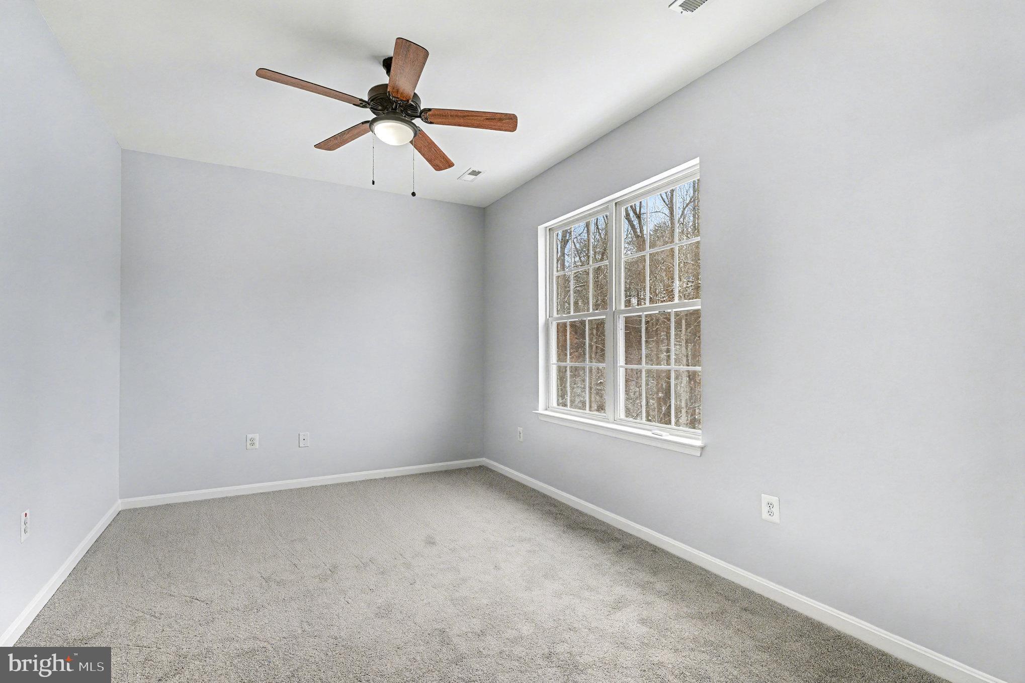 SALEM FIELDS - Residential