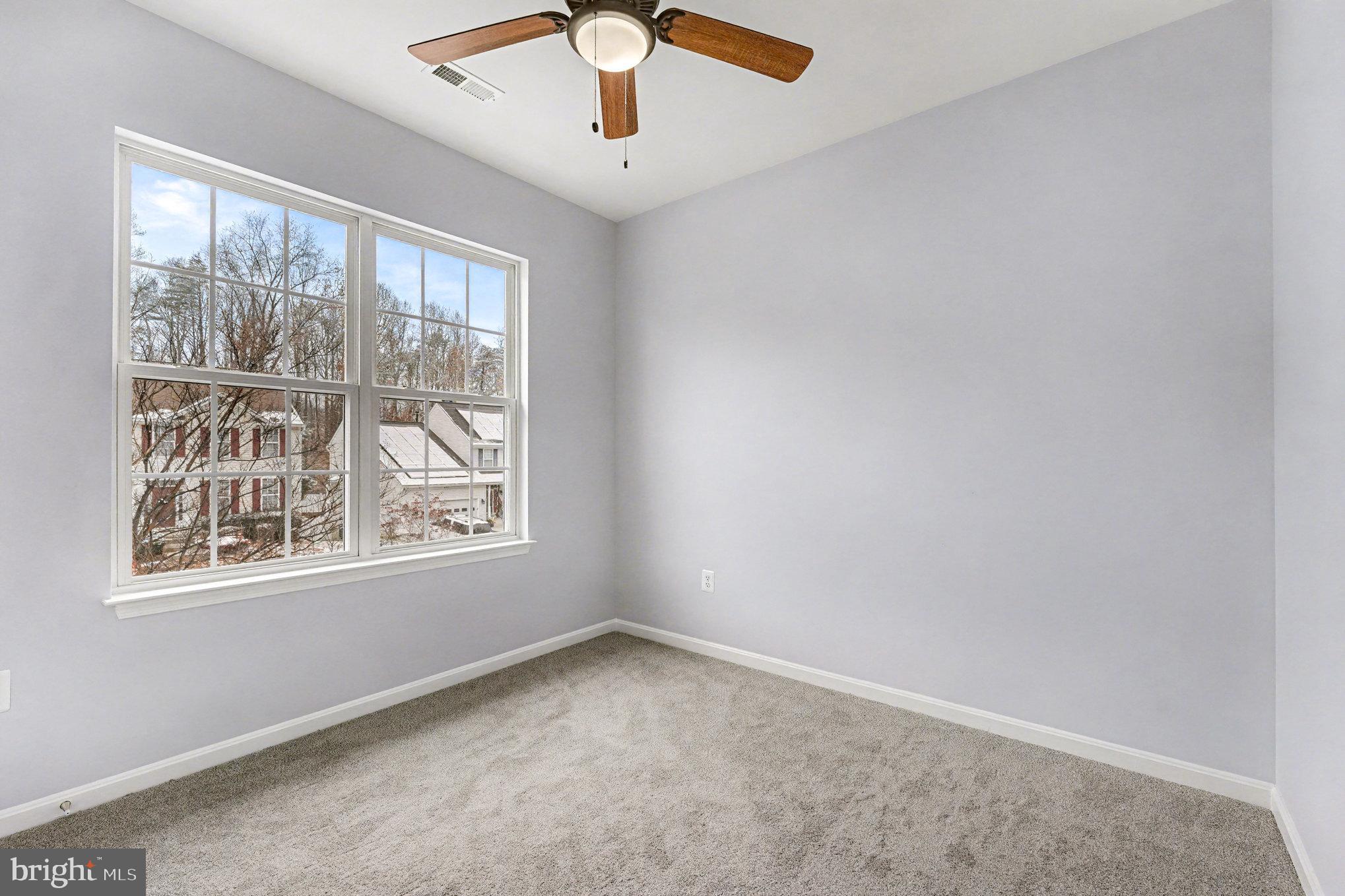 SALEM FIELDS - Residential