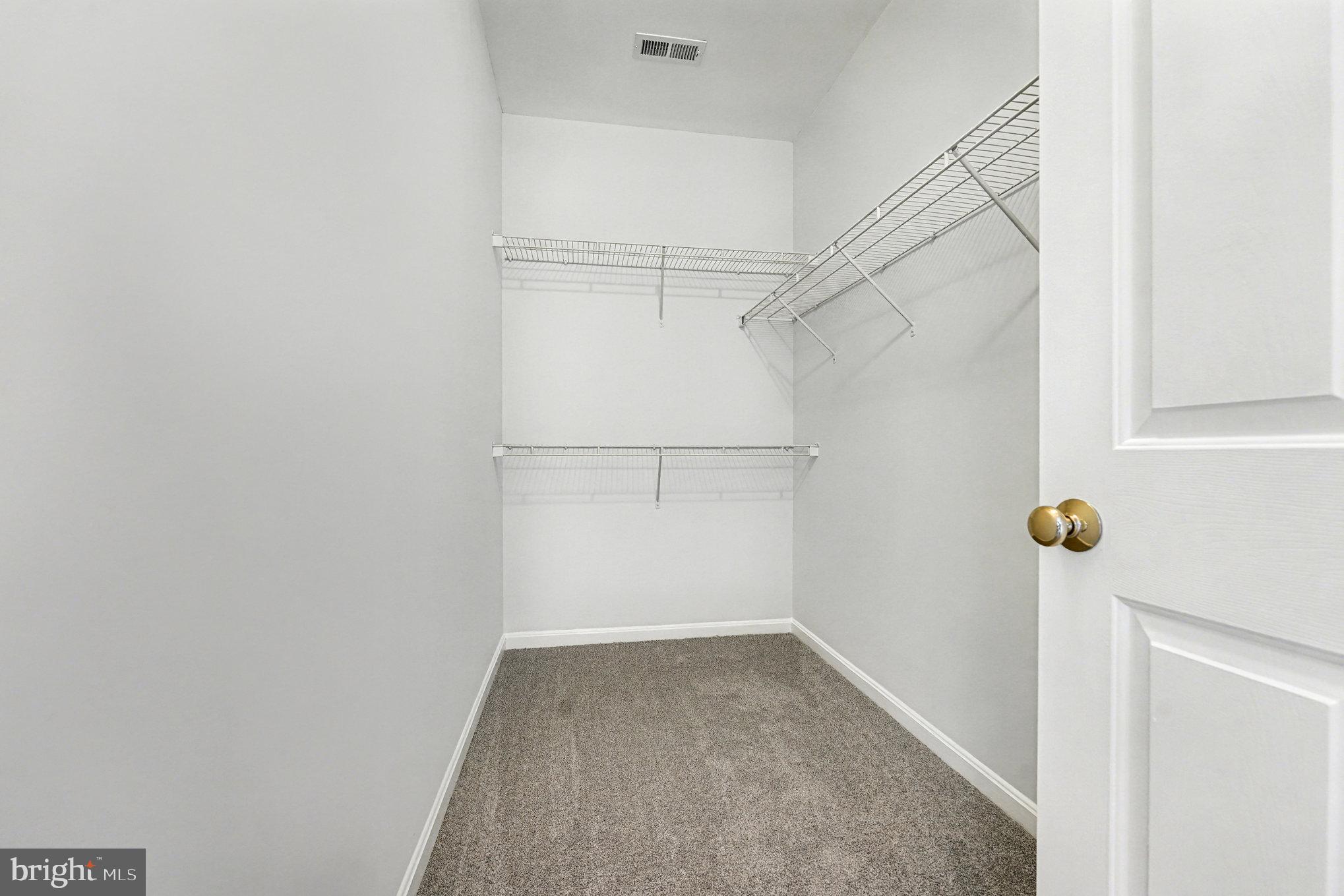 SALEM FIELDS - Residential