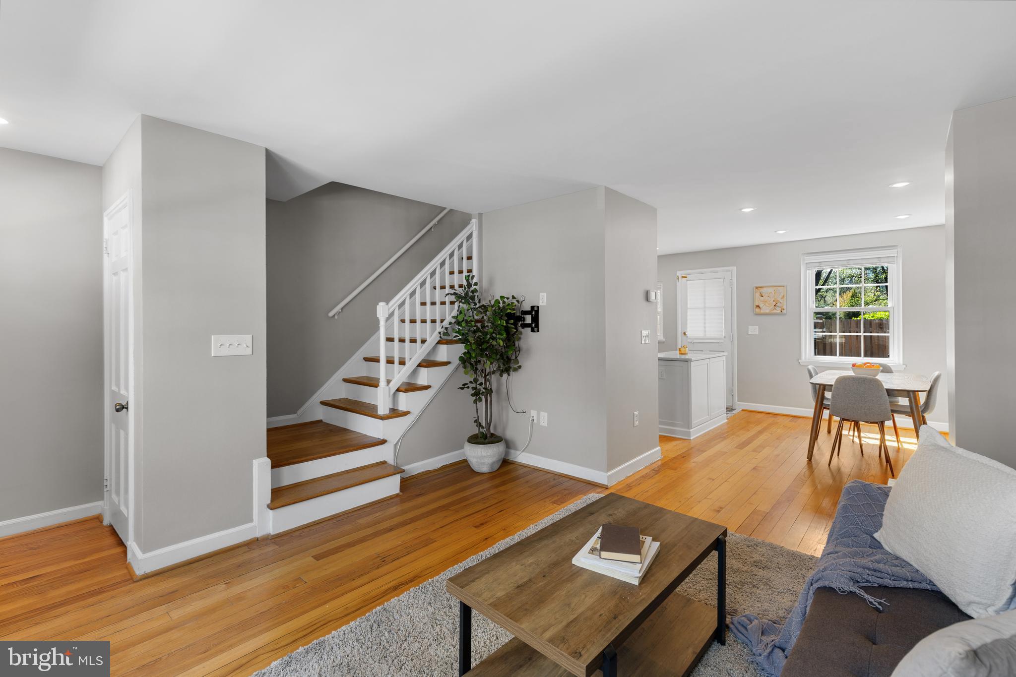 4885 28TH STREET S A