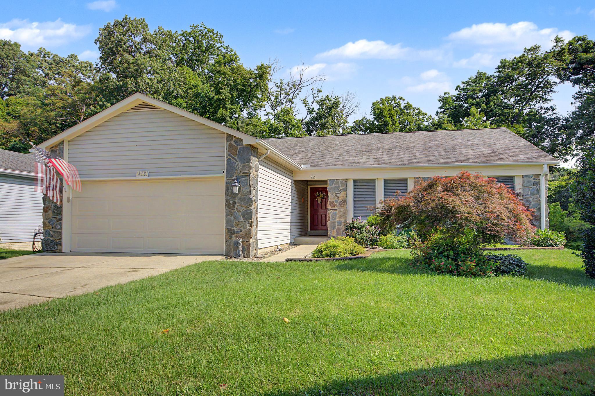 816 BOATSWAIN WAY