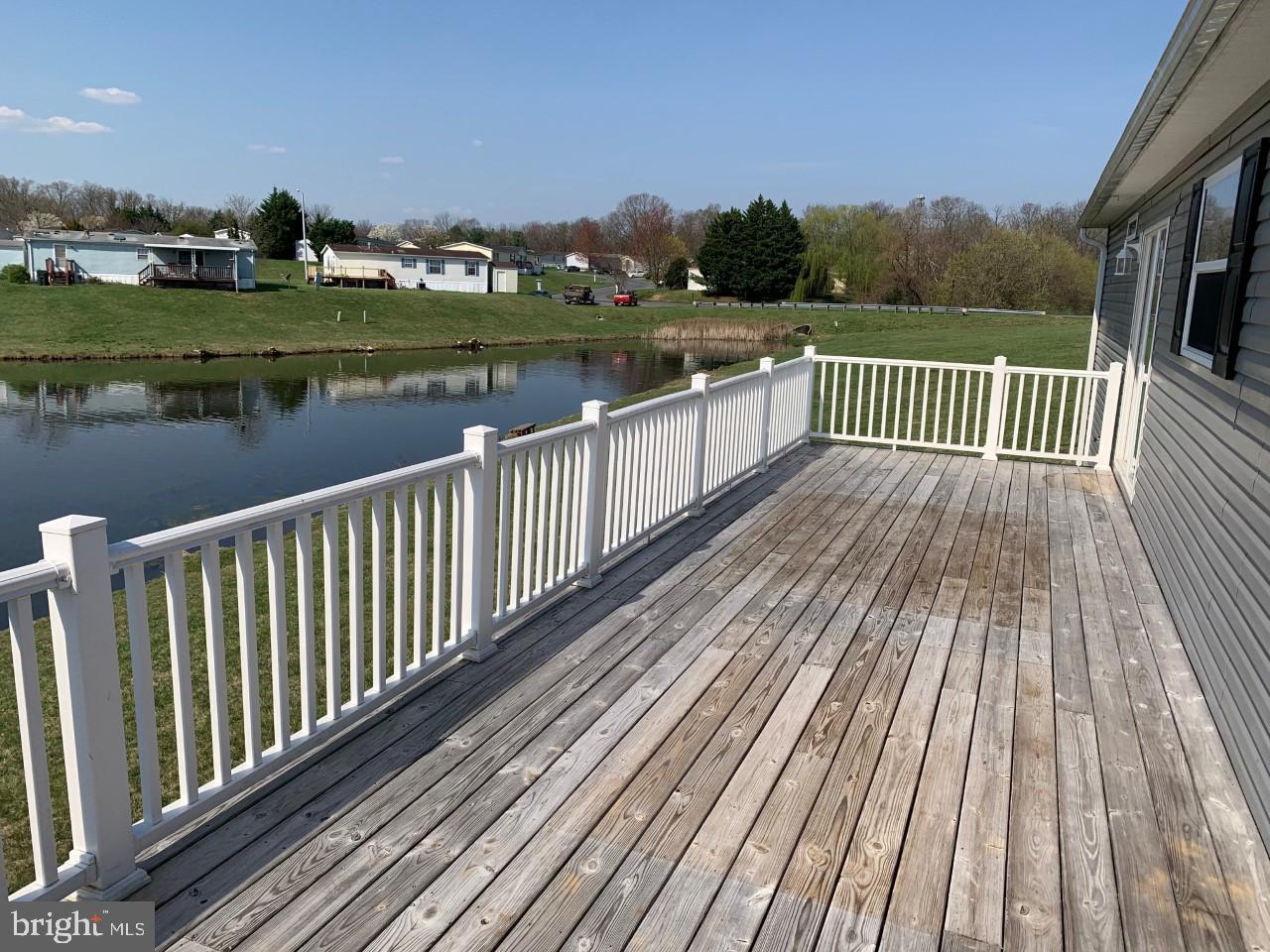 REGENCY LAKES - Residential Lease