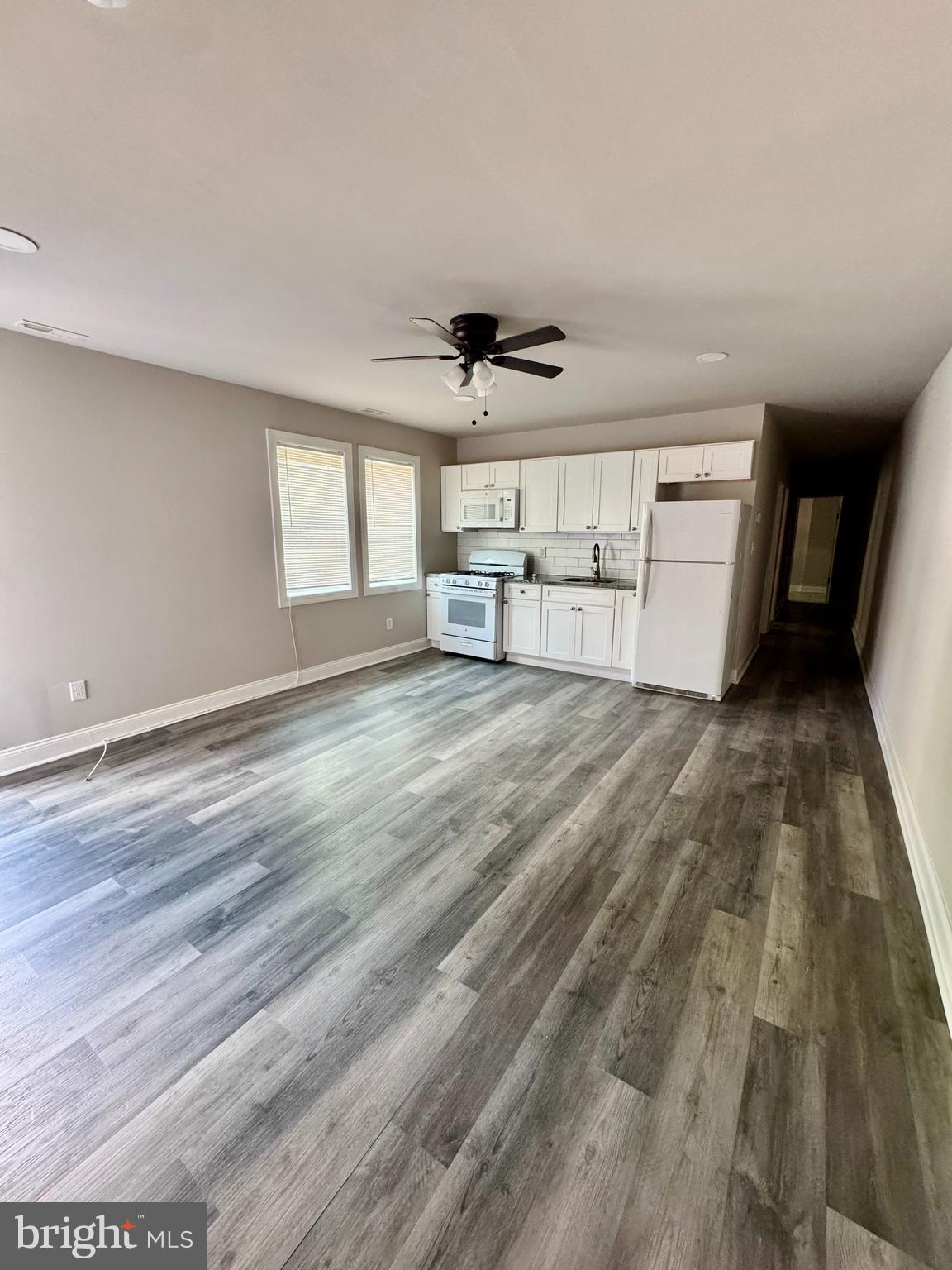 WALNUT HILL - Residential Lease