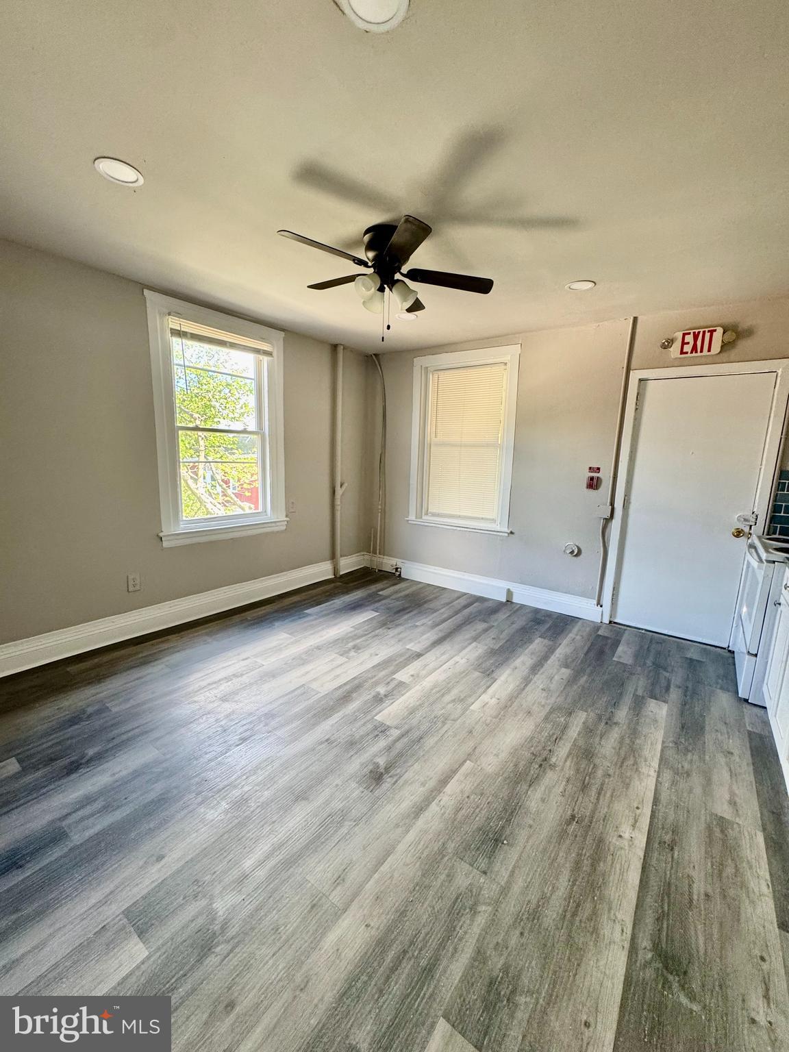 WALNUT HILL - Residential Lease