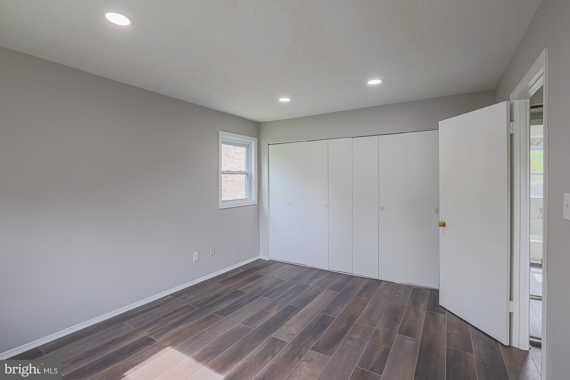 REISTERSTOWN - Residential