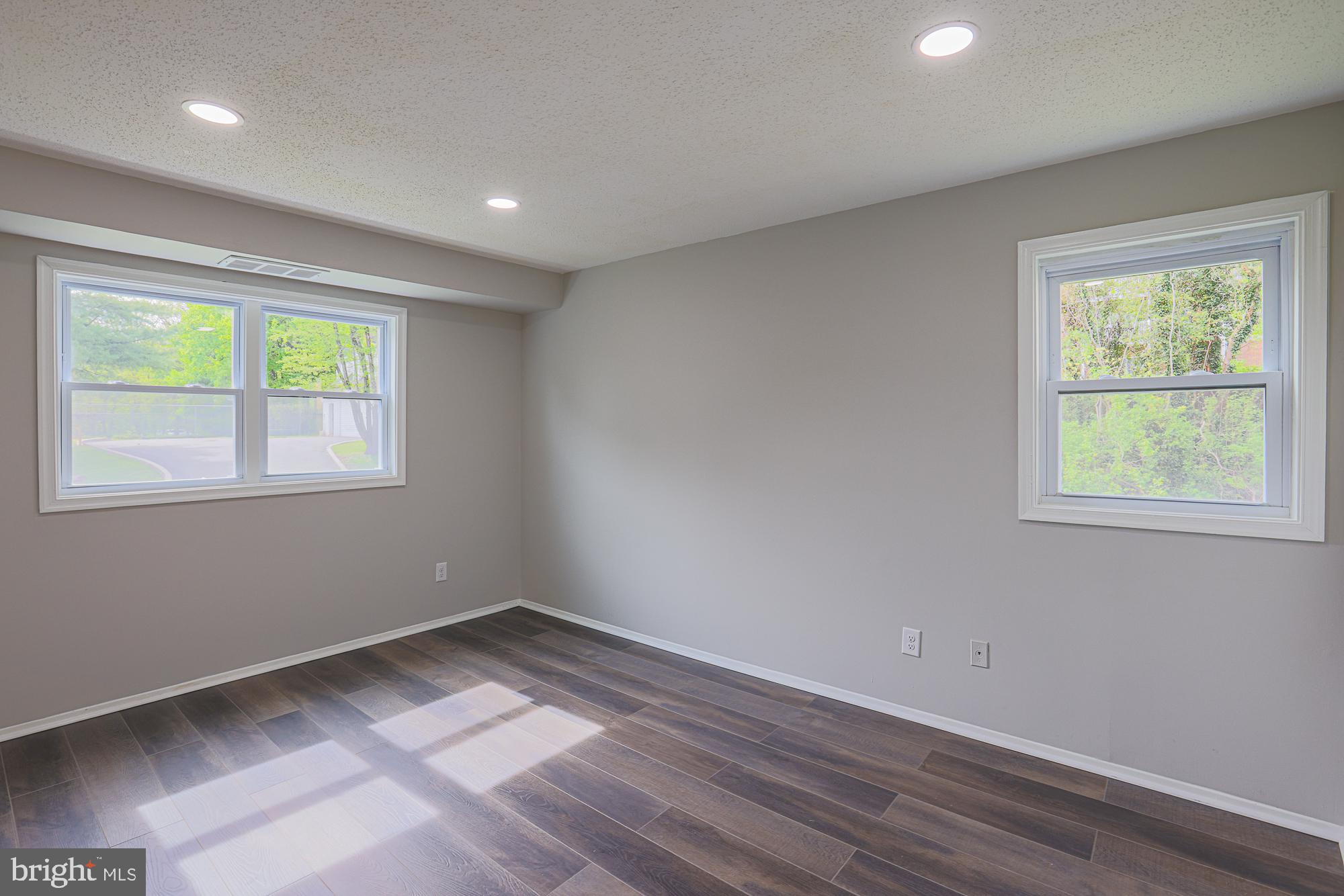 REISTERSTOWN - Residential