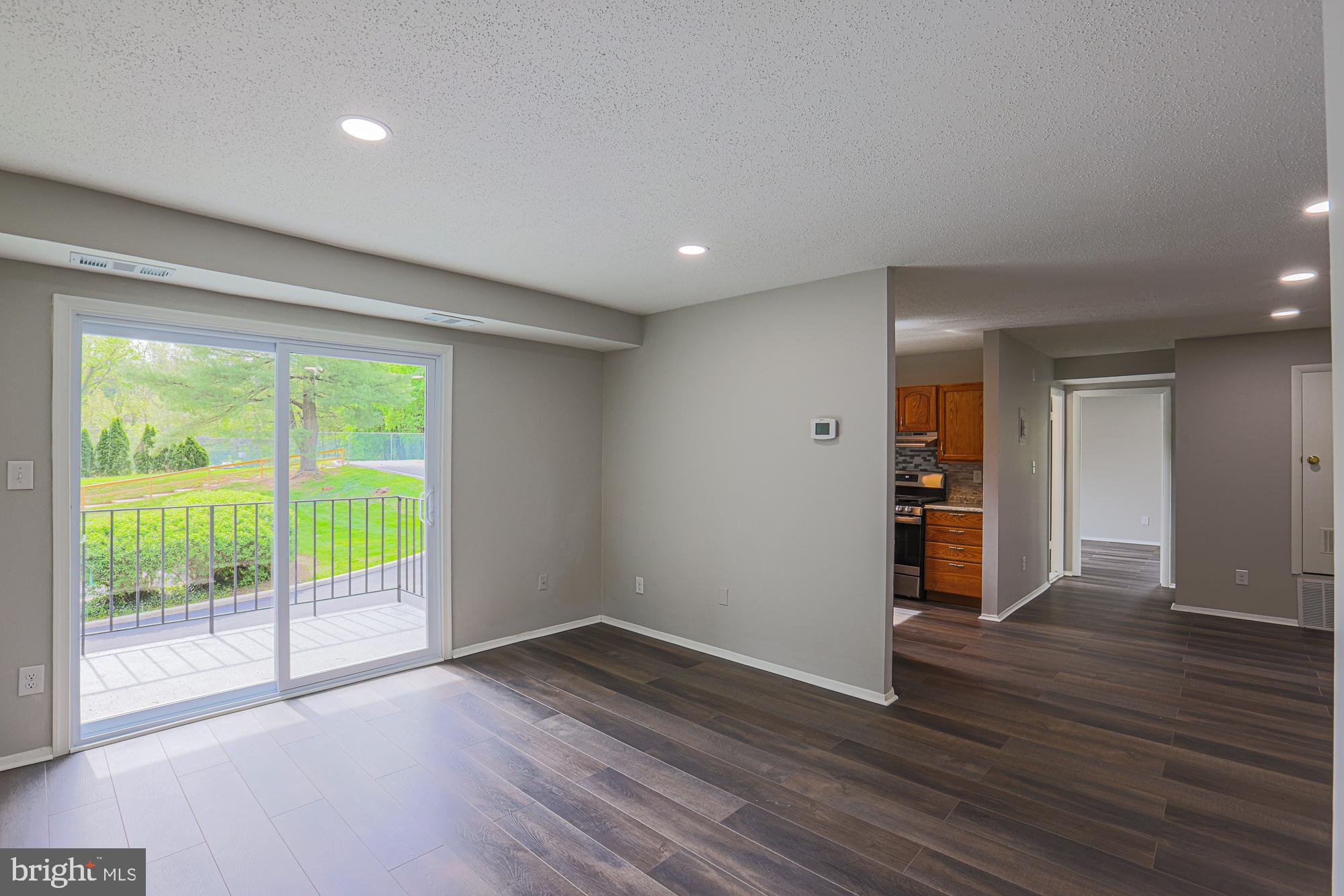 REISTERSTOWN - Residential