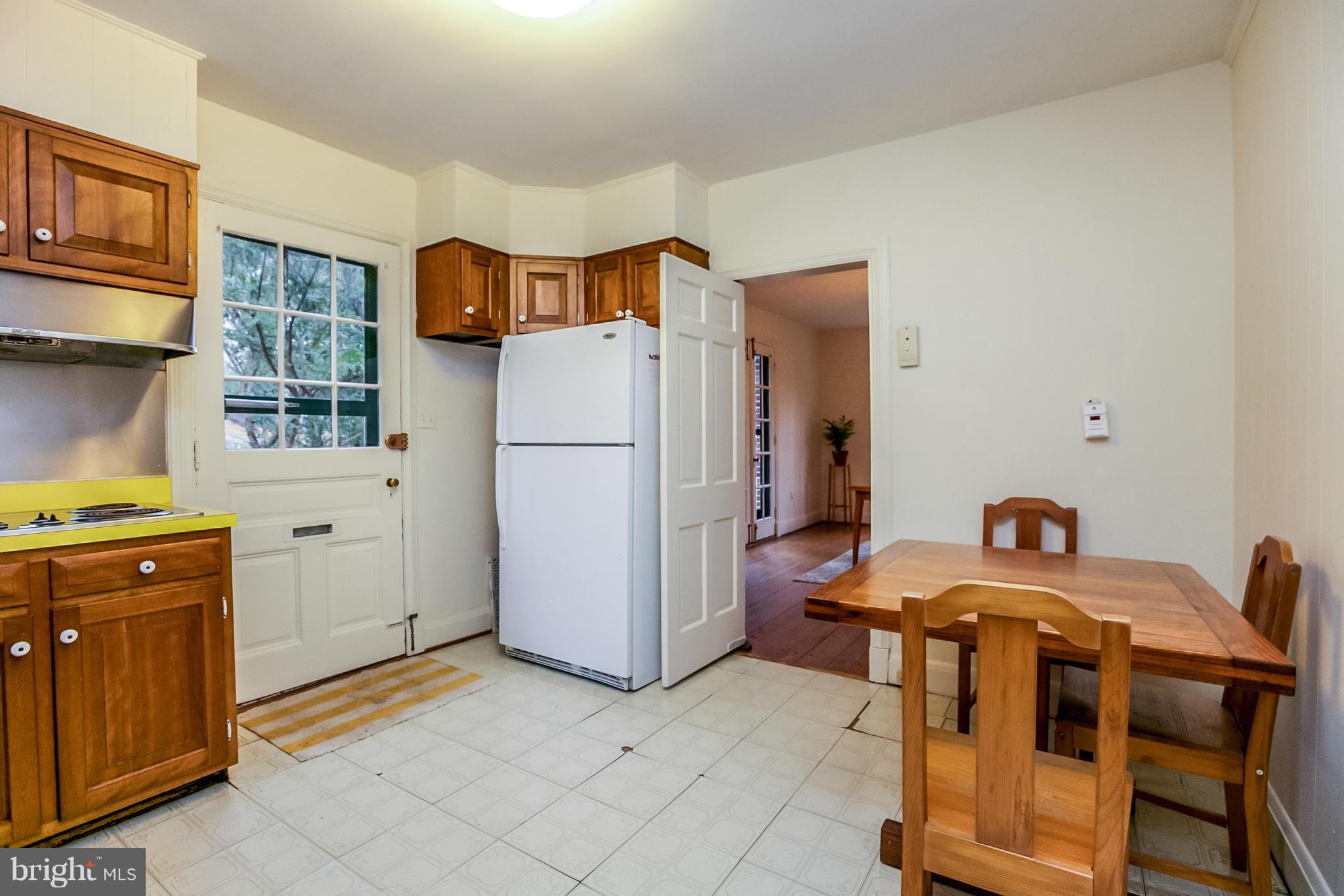 ROLAND PARK - Residential