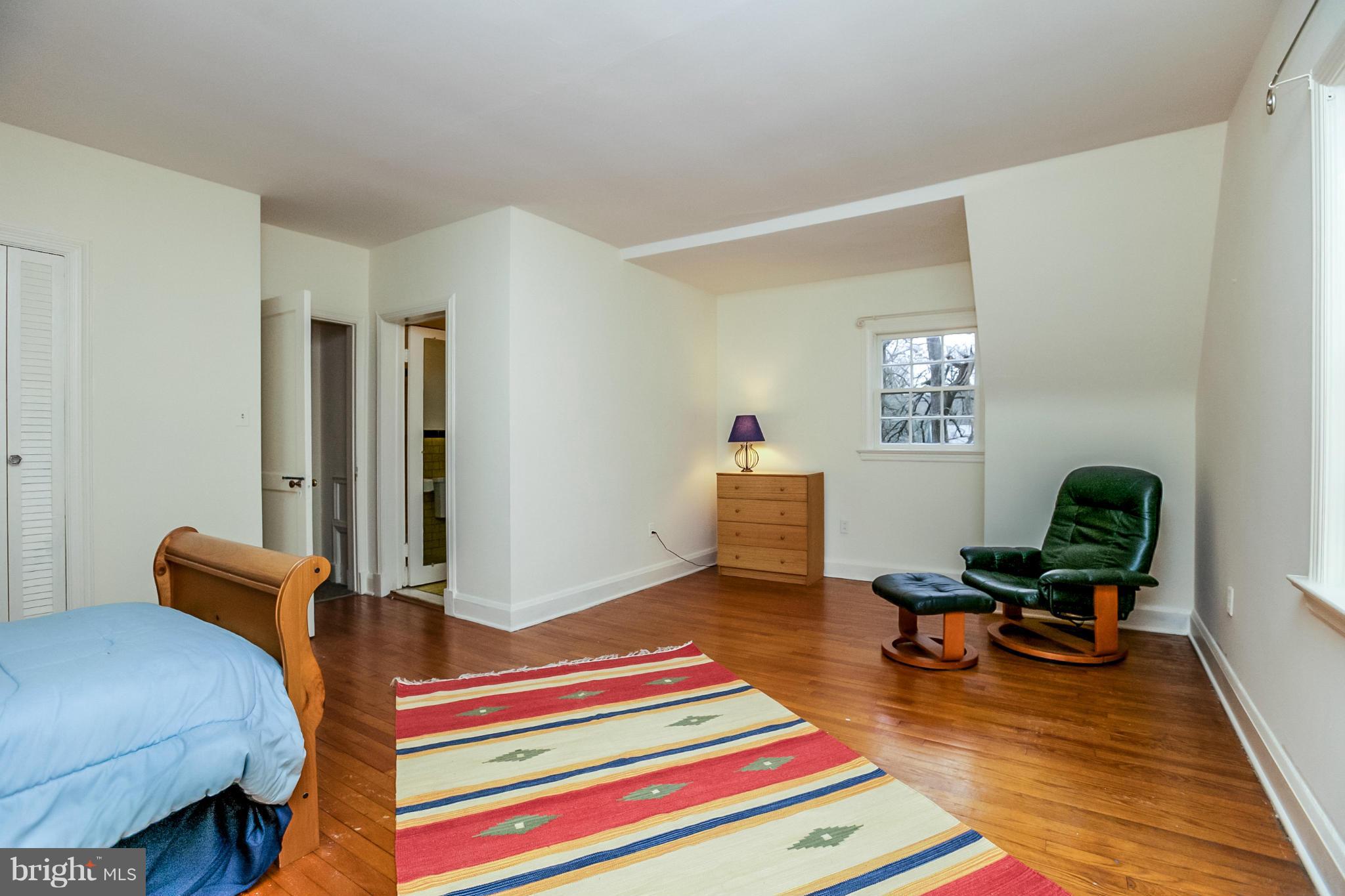 ROLAND PARK - Residential