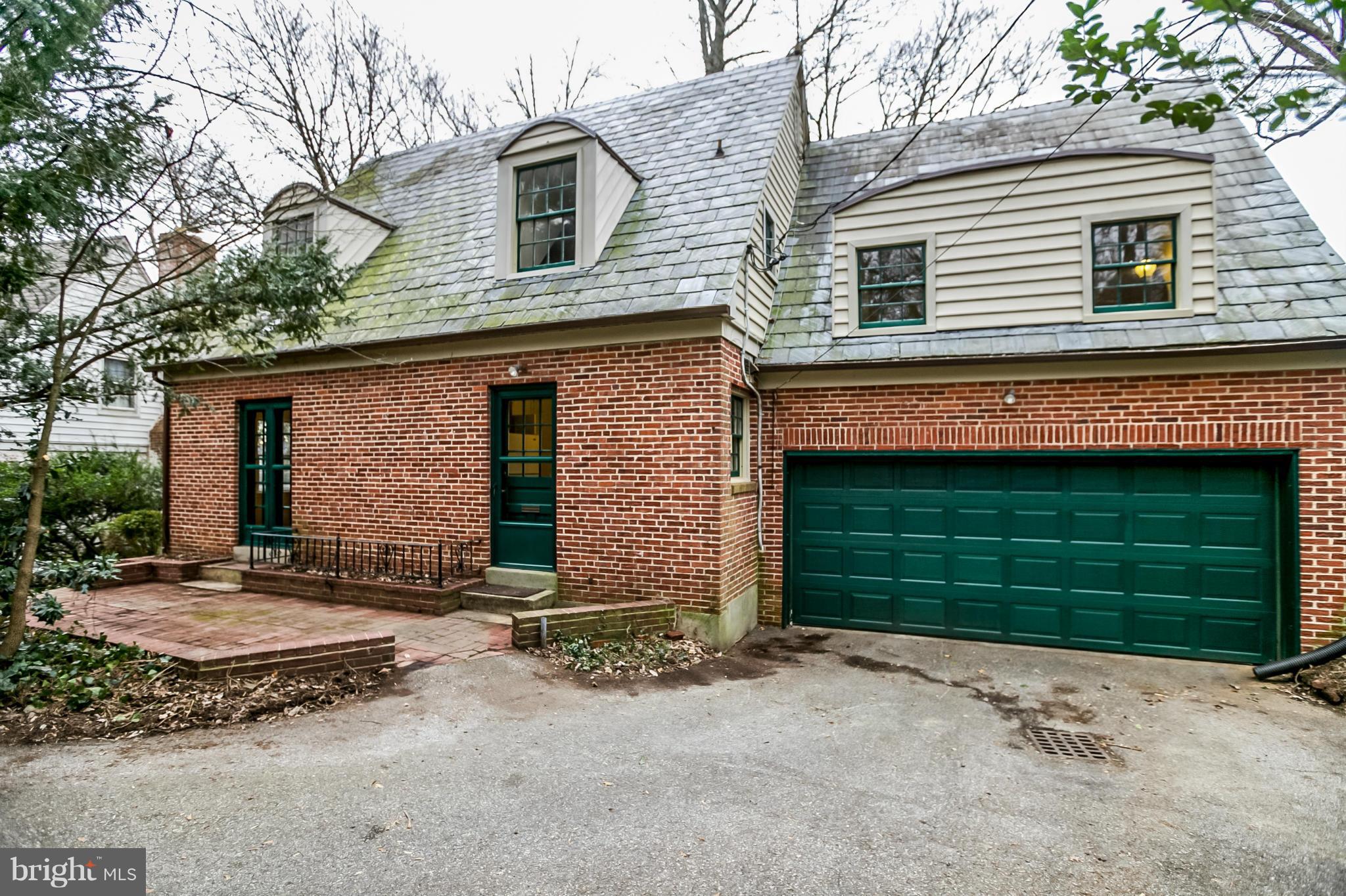 ROLAND PARK - Residential