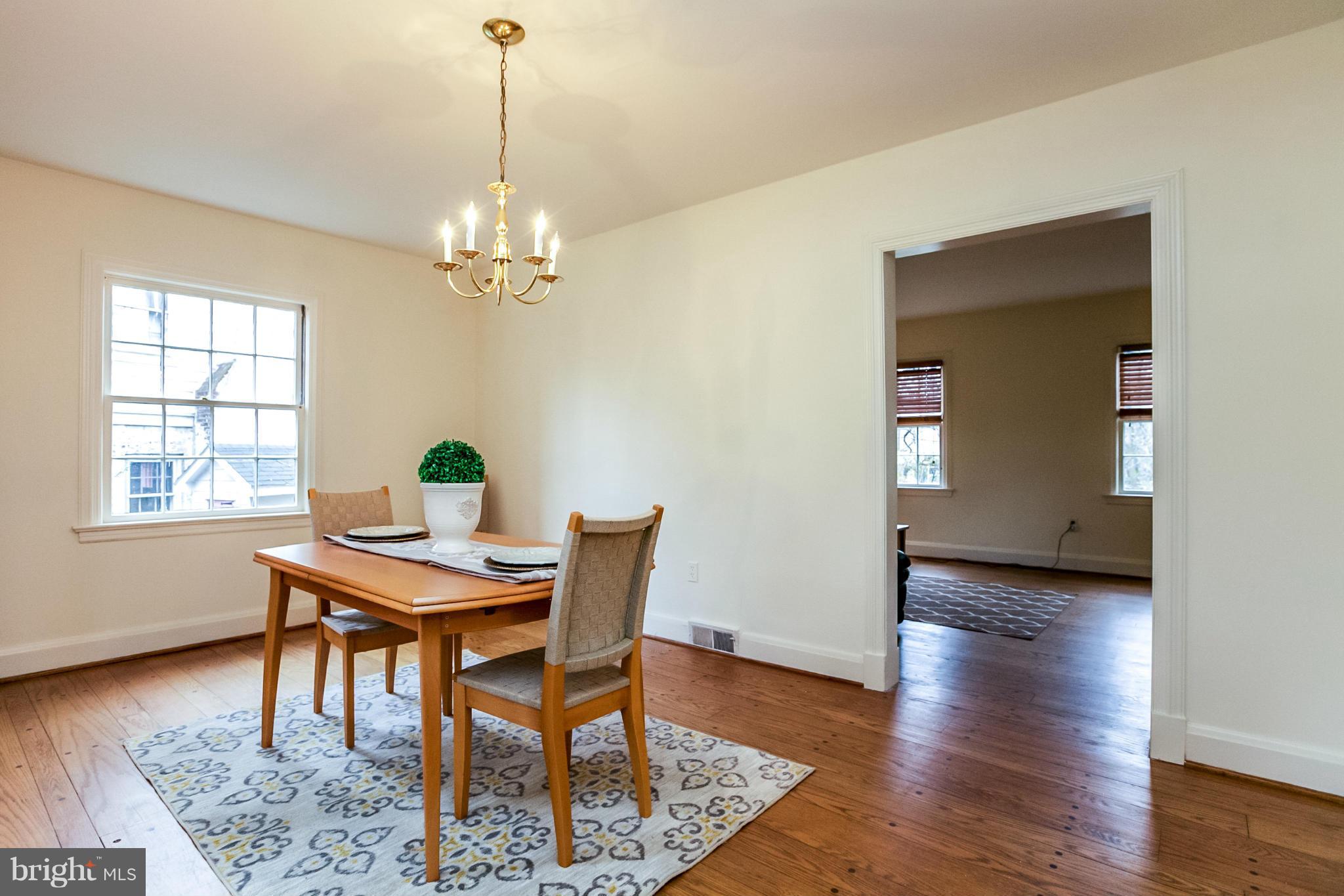 ROLAND PARK - Residential