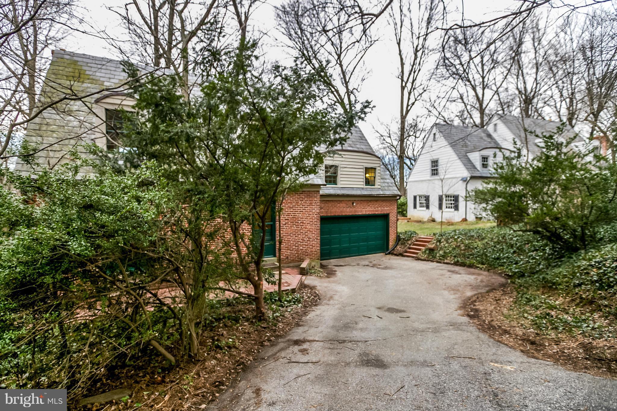 ROLAND PARK - Residential