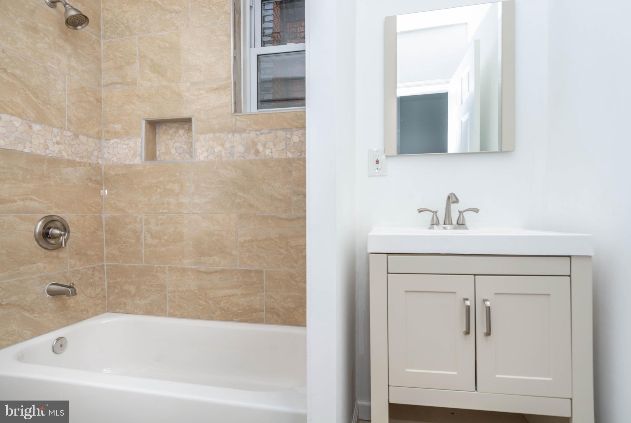 CHARLES VILLAGE - Residential