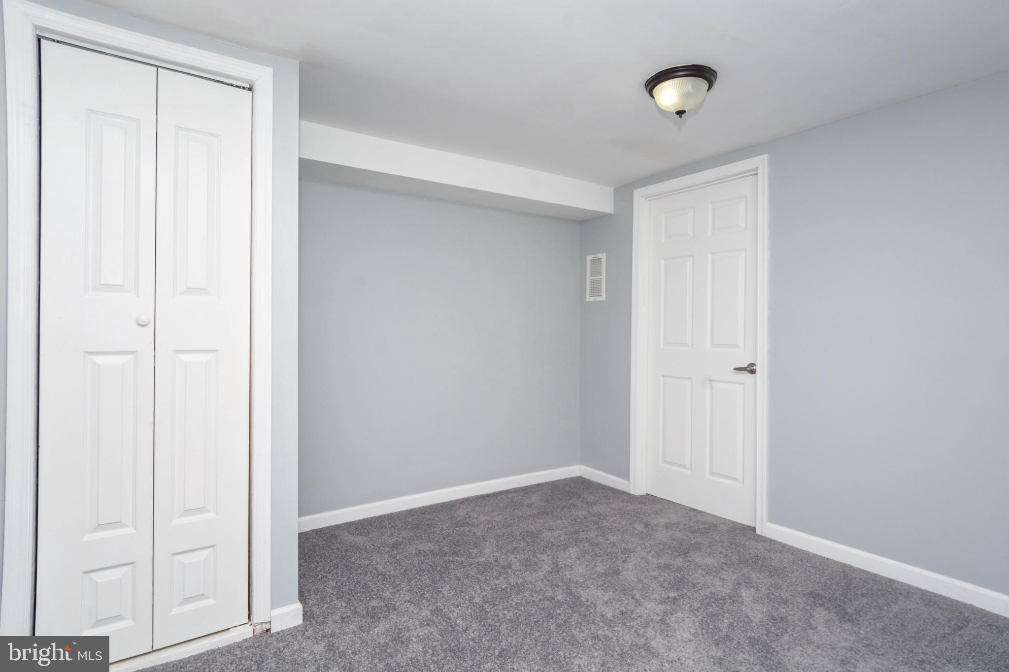 CHARLES VILLAGE - Residential