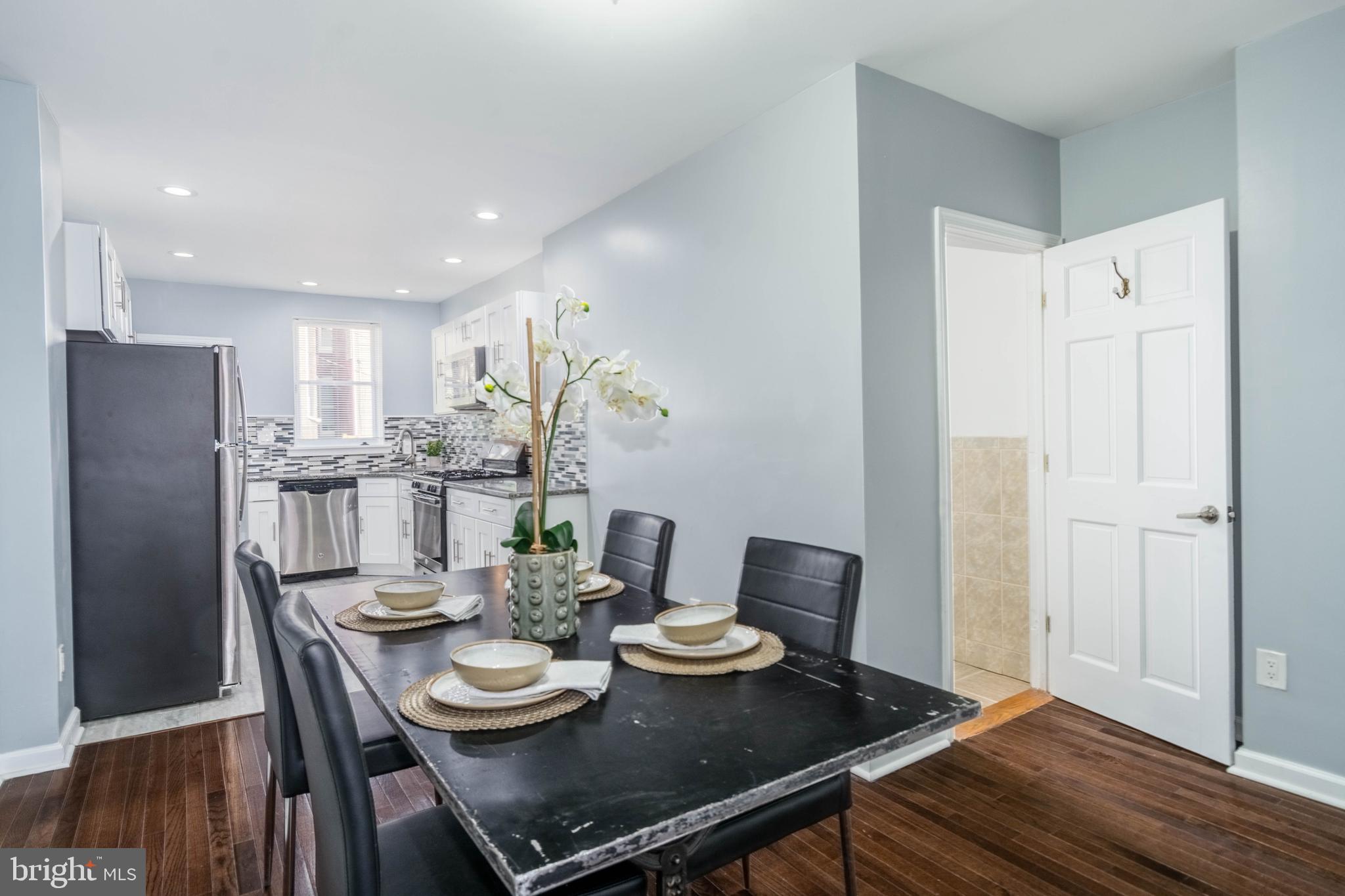 CHARLES VILLAGE - Residential