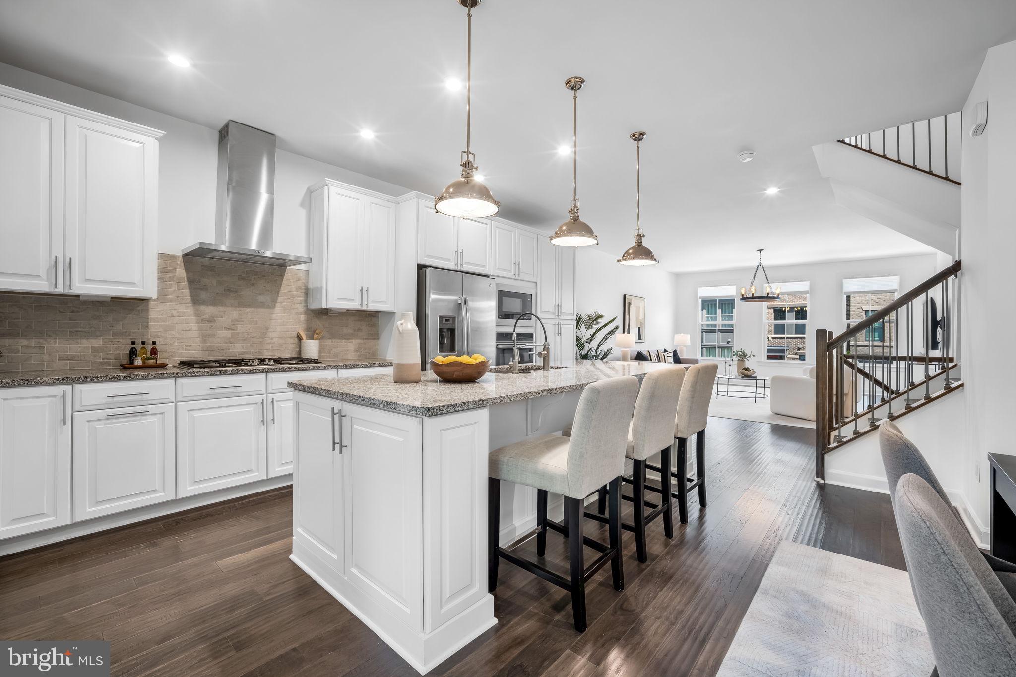 9257 WOOD VIOLET COURT