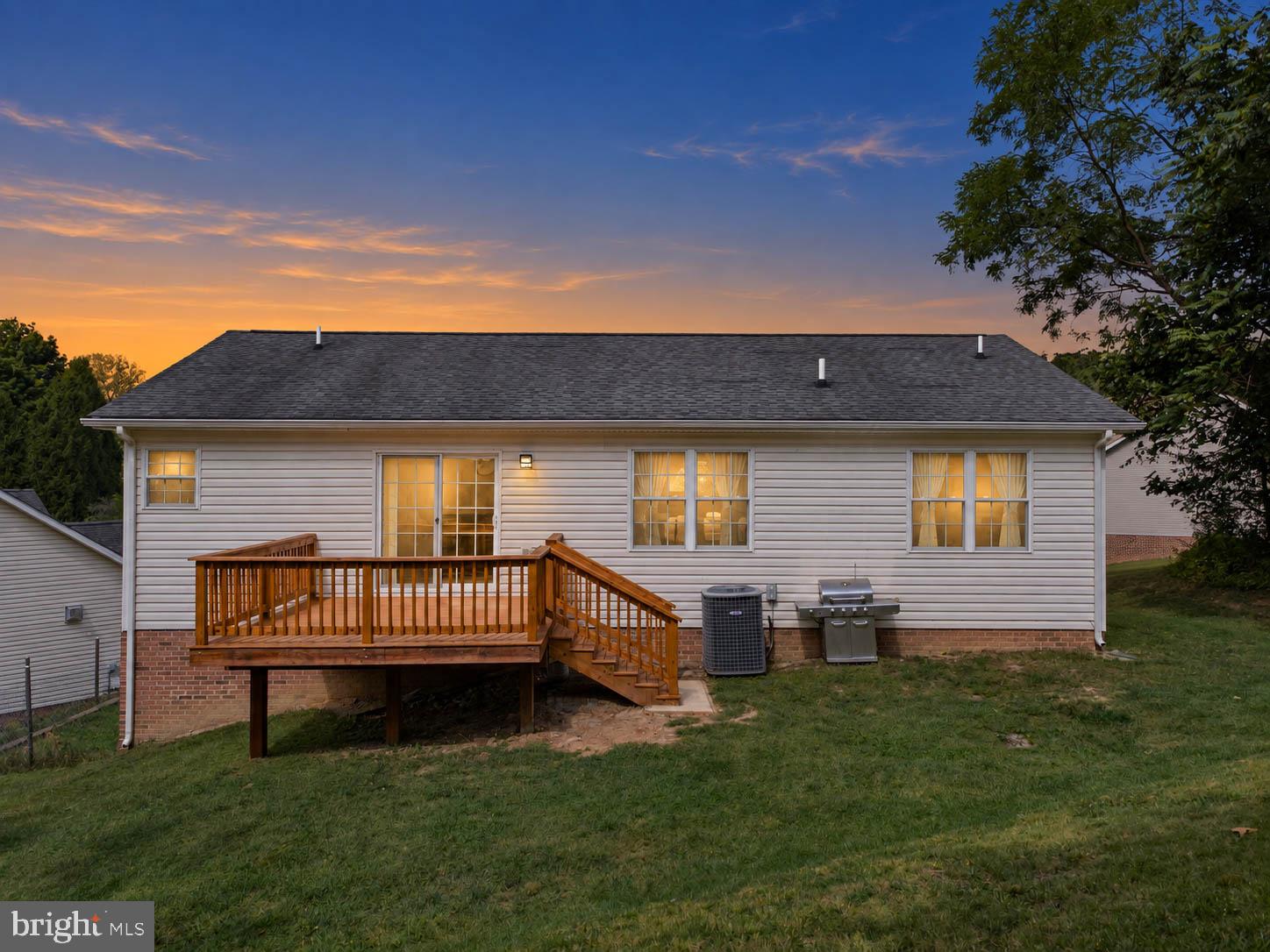 605 CEDAR COURT