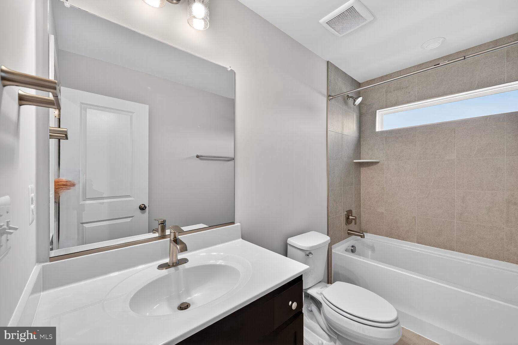 KESWICK - Residential Lease