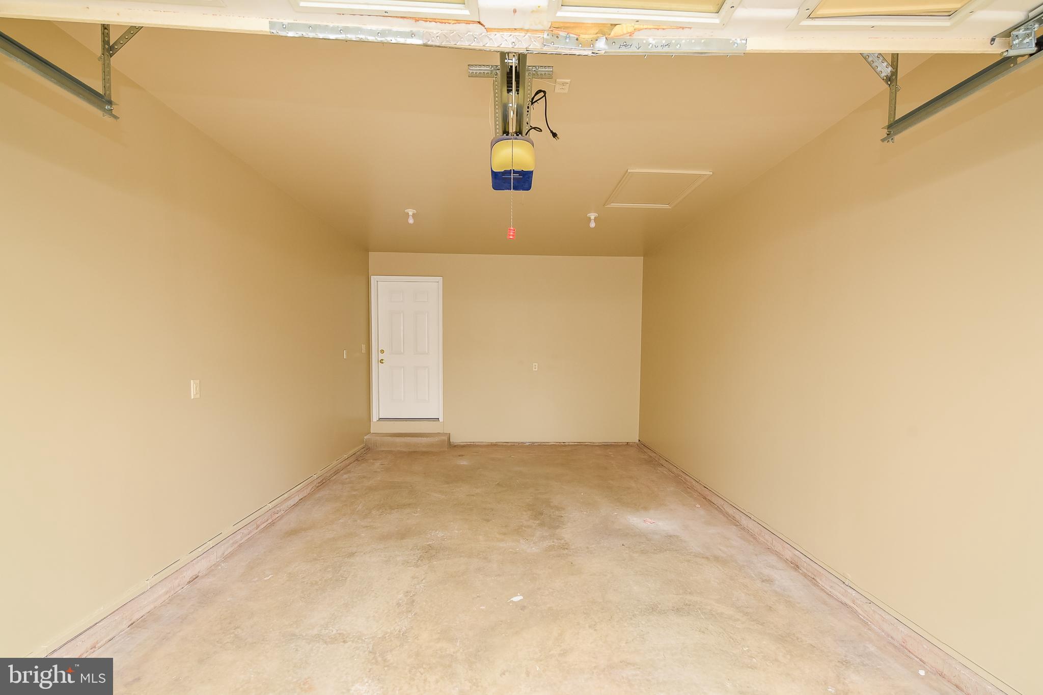 GOLLER HILLS - Residential