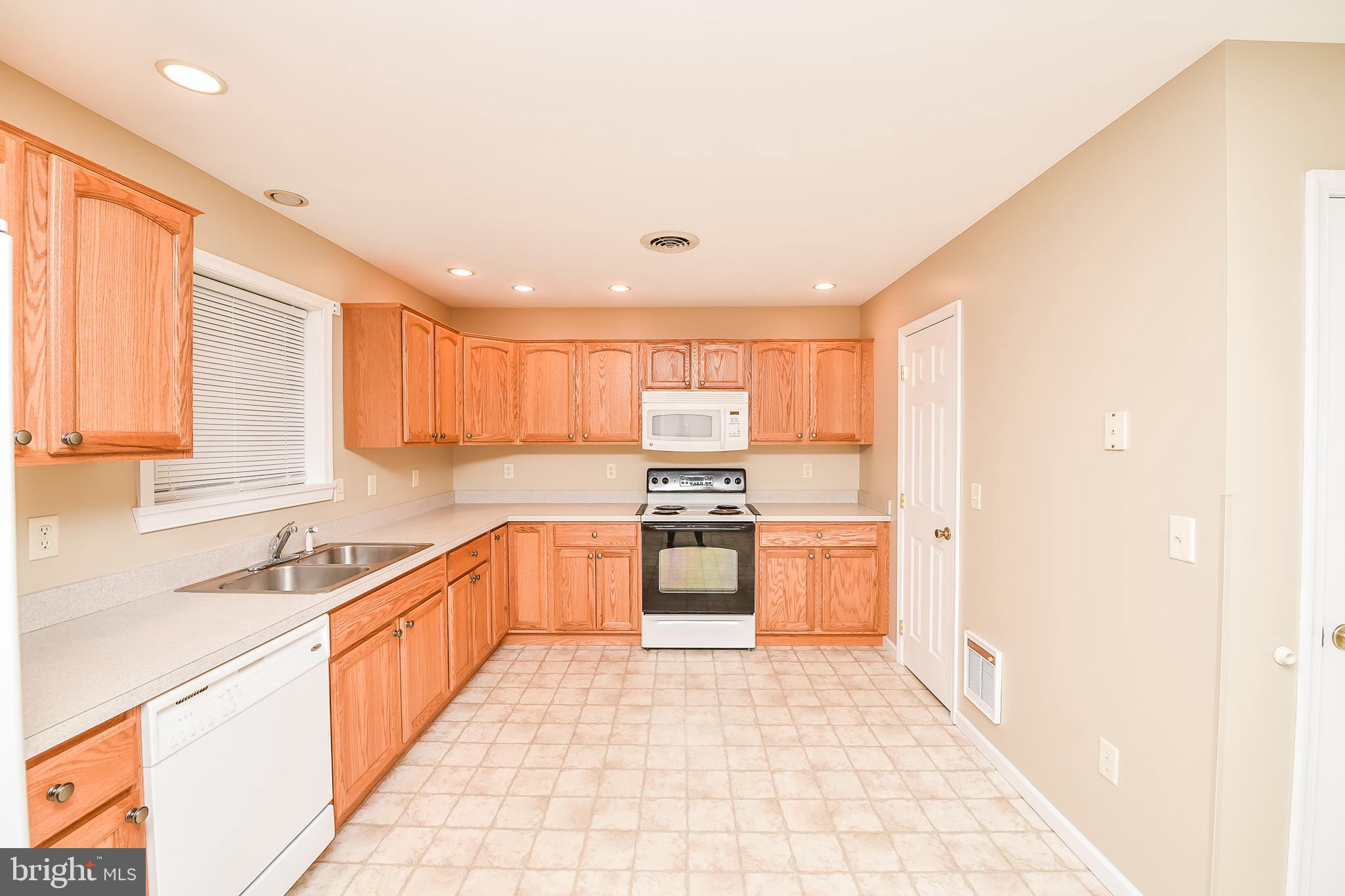 GOLLER HILLS - Residential