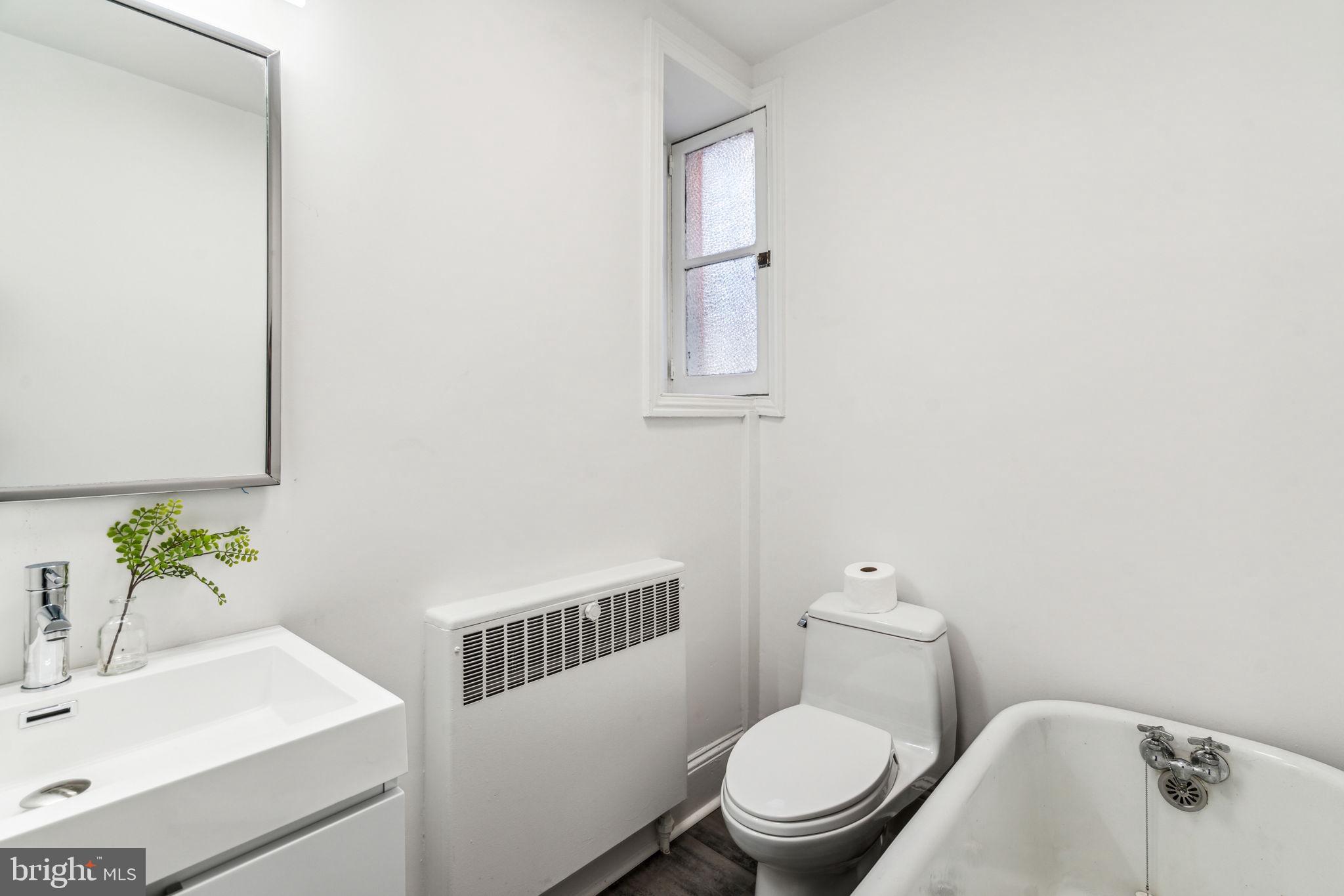 AVENUE OF THE ARTS - Residential