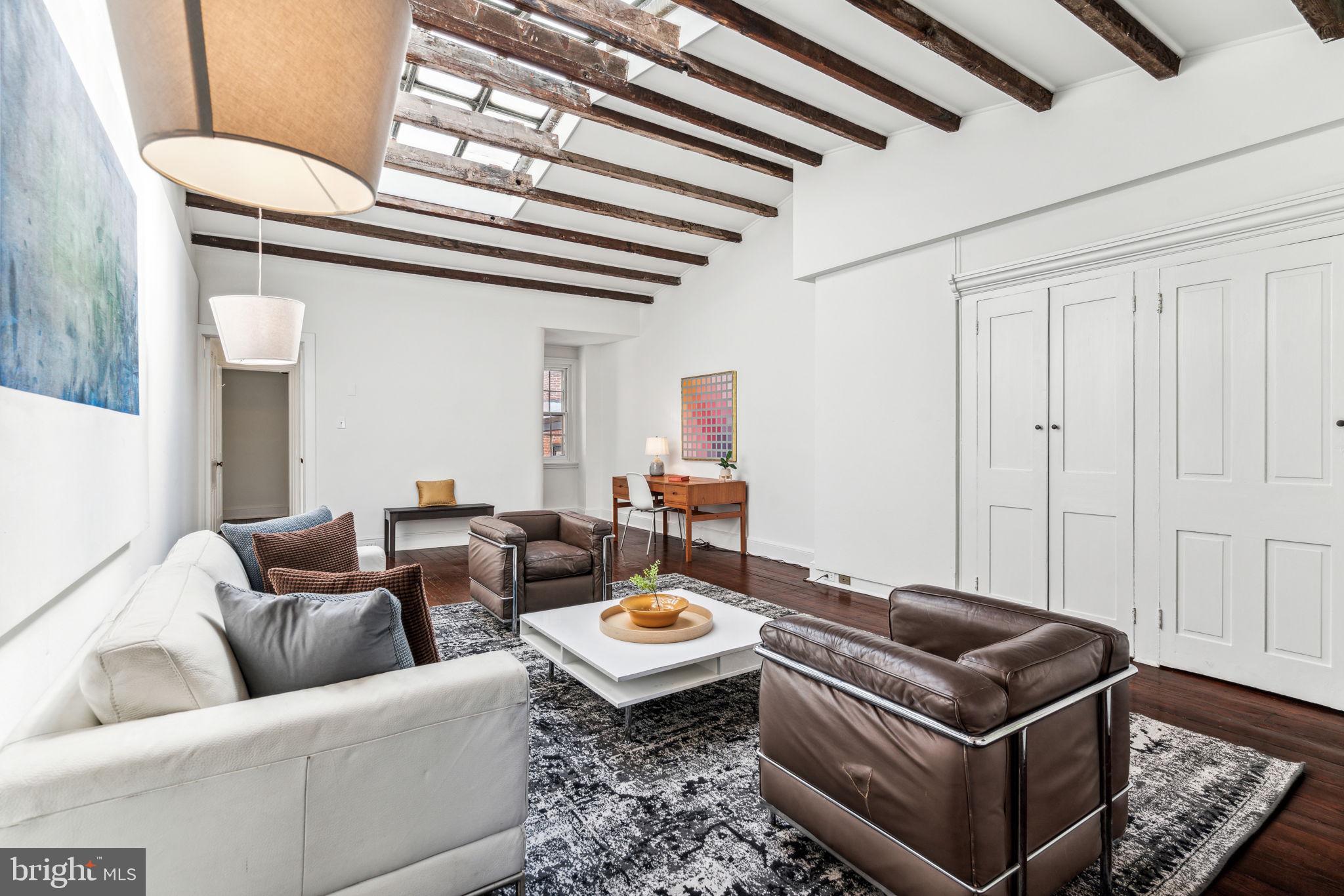 AVENUE OF THE ARTS - Residential