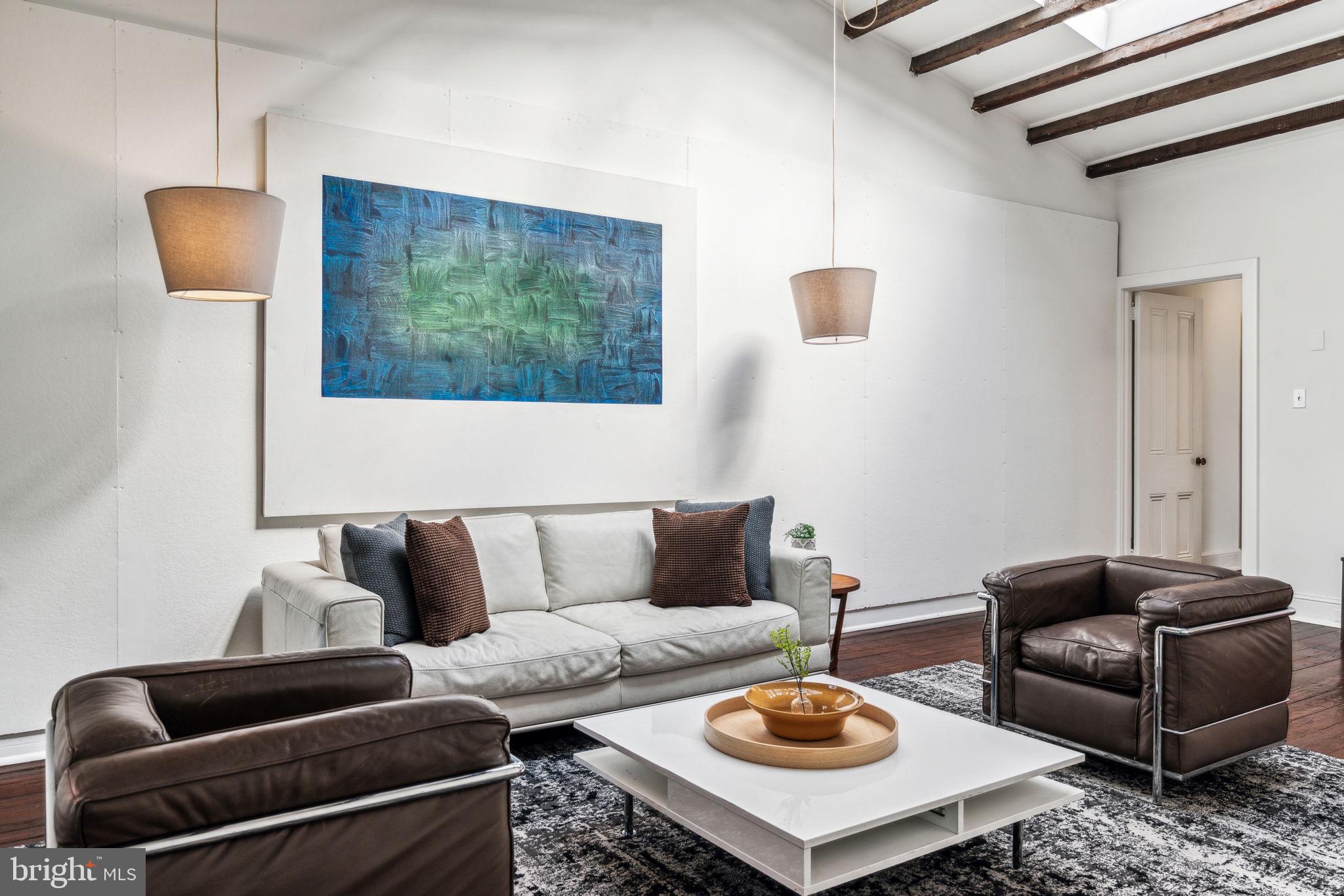 AVENUE OF THE ARTS - Residential