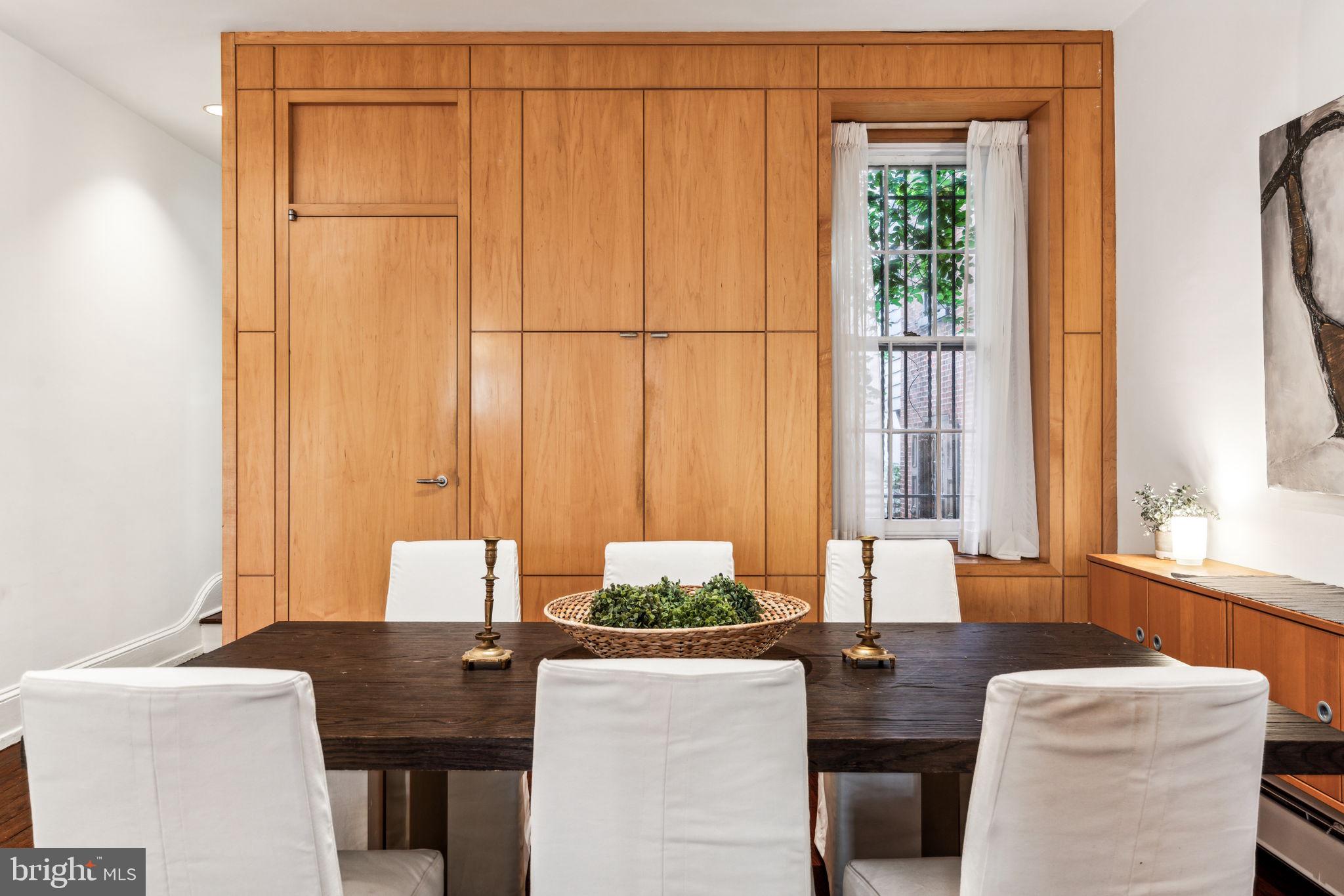 AVENUE OF THE ARTS - Residential