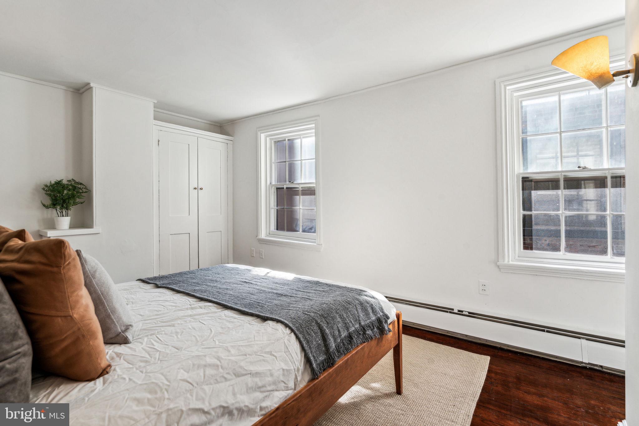 AVENUE OF THE ARTS - Residential