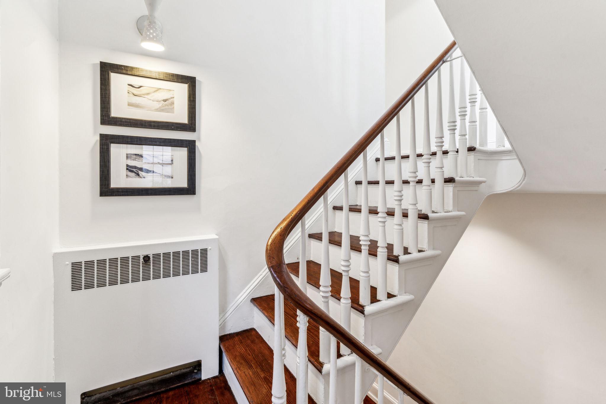 AVENUE OF THE ARTS - Residential