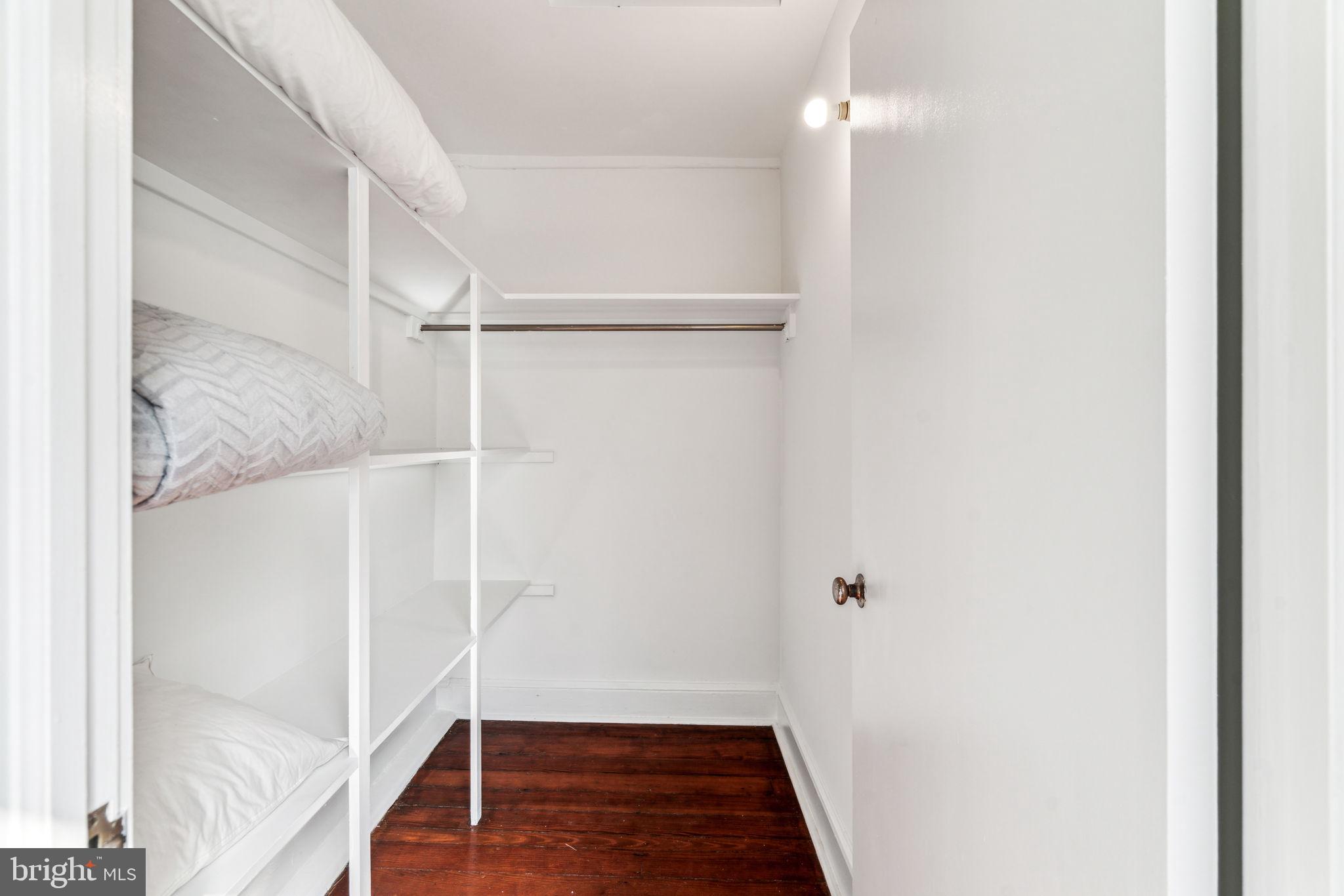 AVENUE OF THE ARTS - Residential