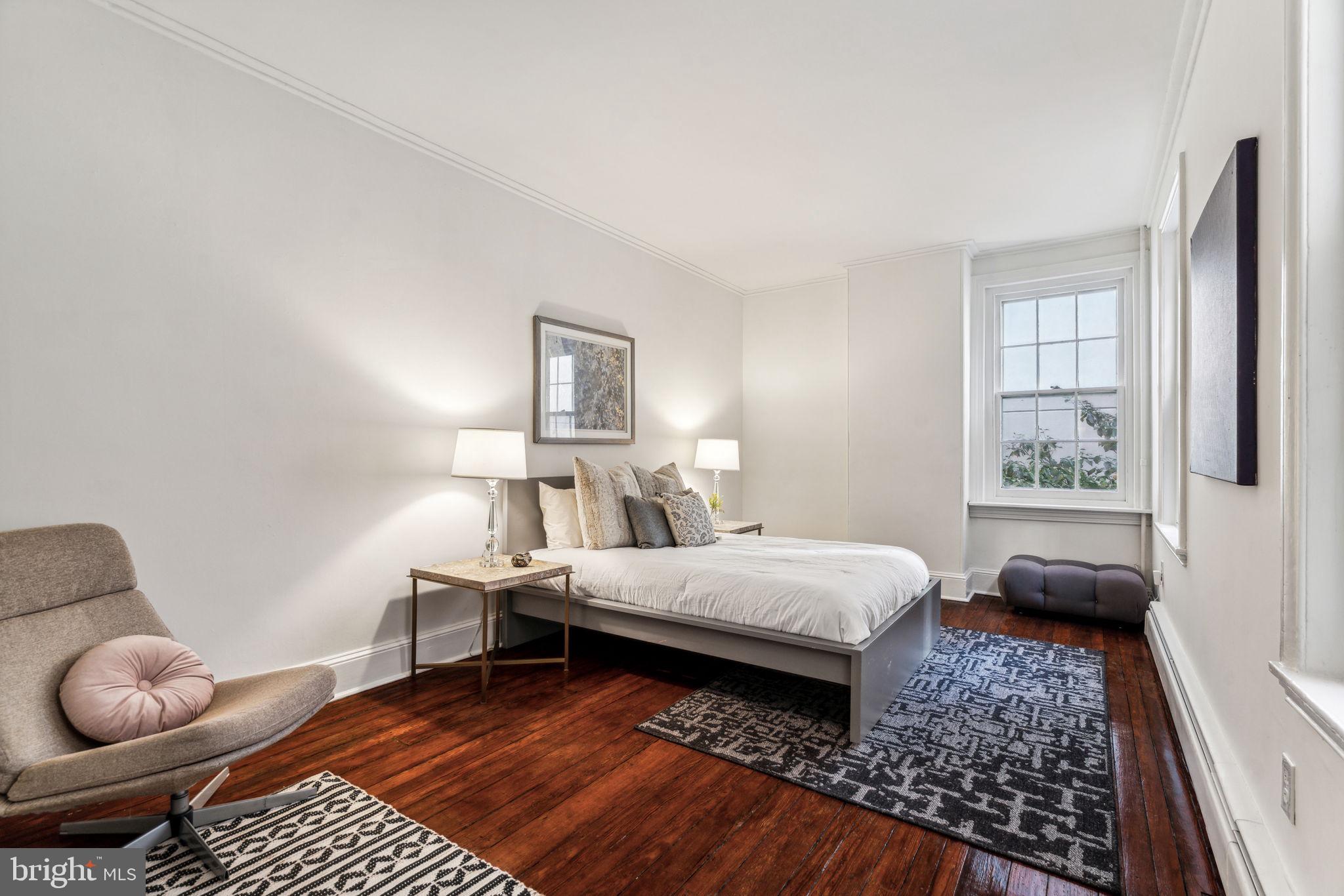 AVENUE OF THE ARTS - Residential