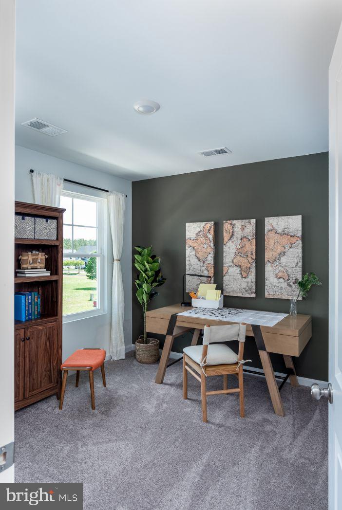 LADYSMITH VILLAGE - Residential