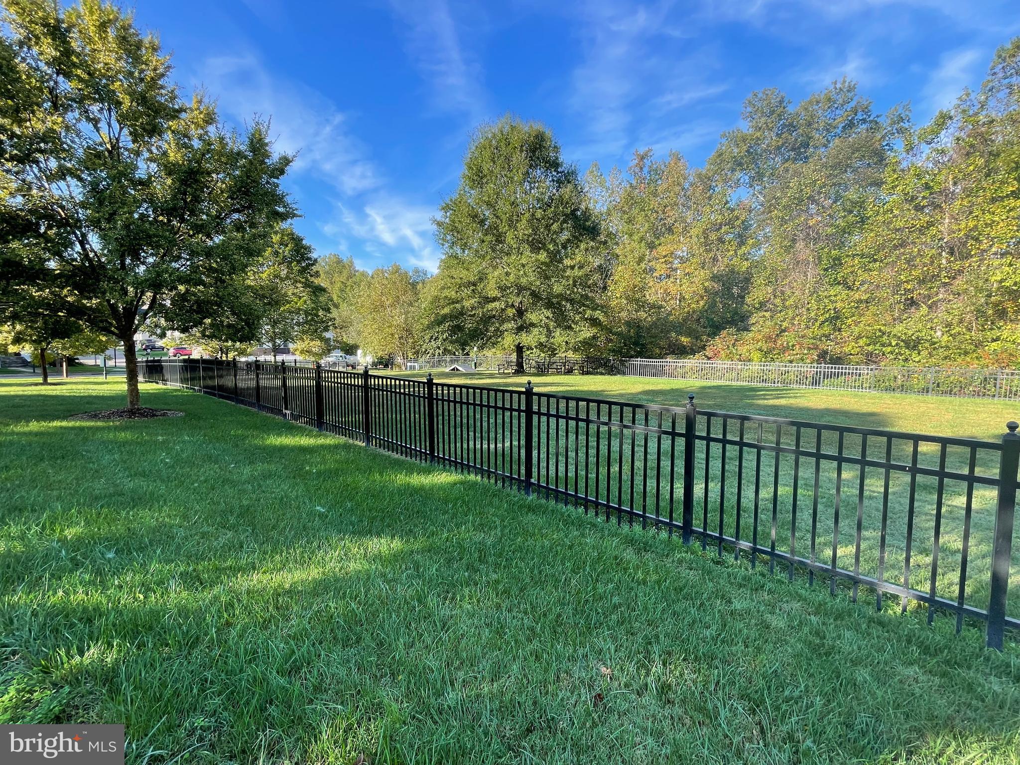 LADYSMITH VILLAGE - Residential