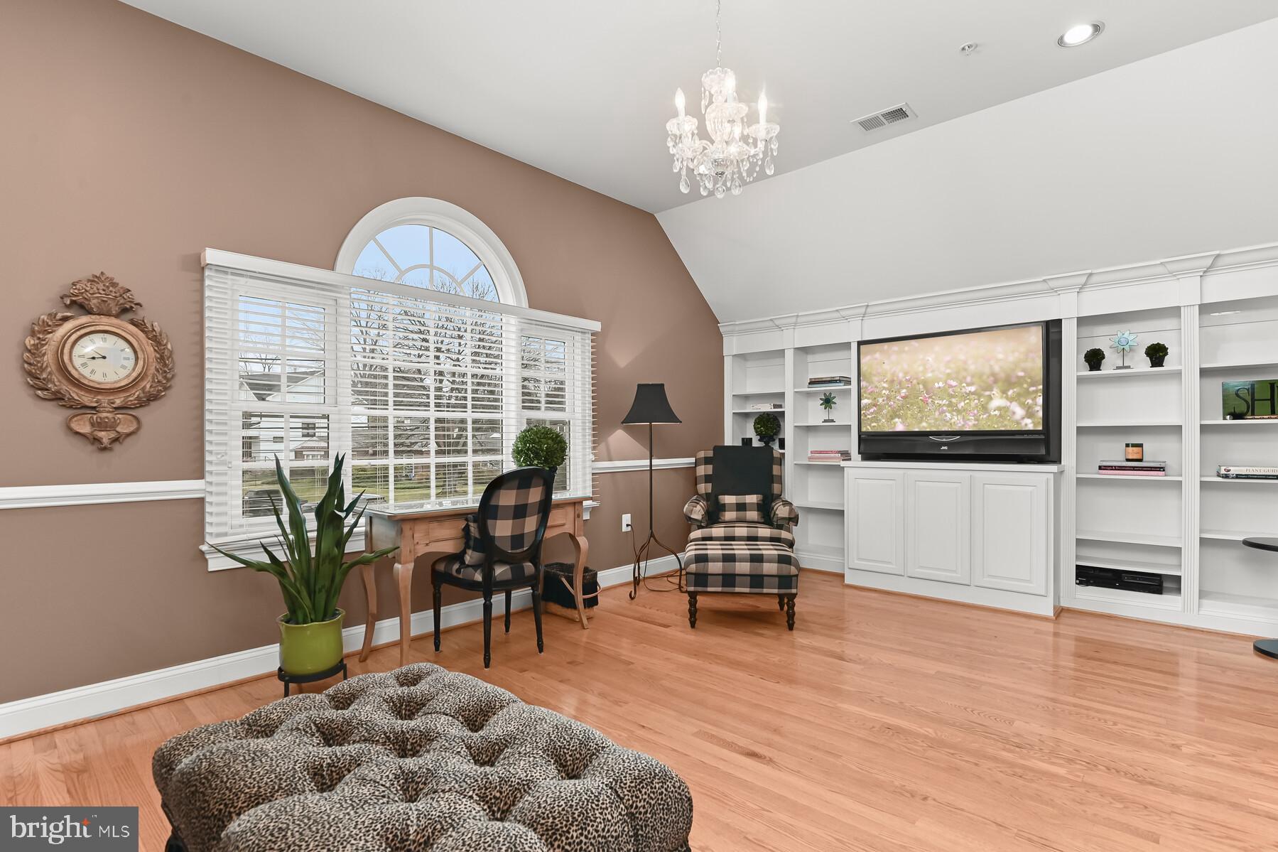 BRADMOOR - Residential