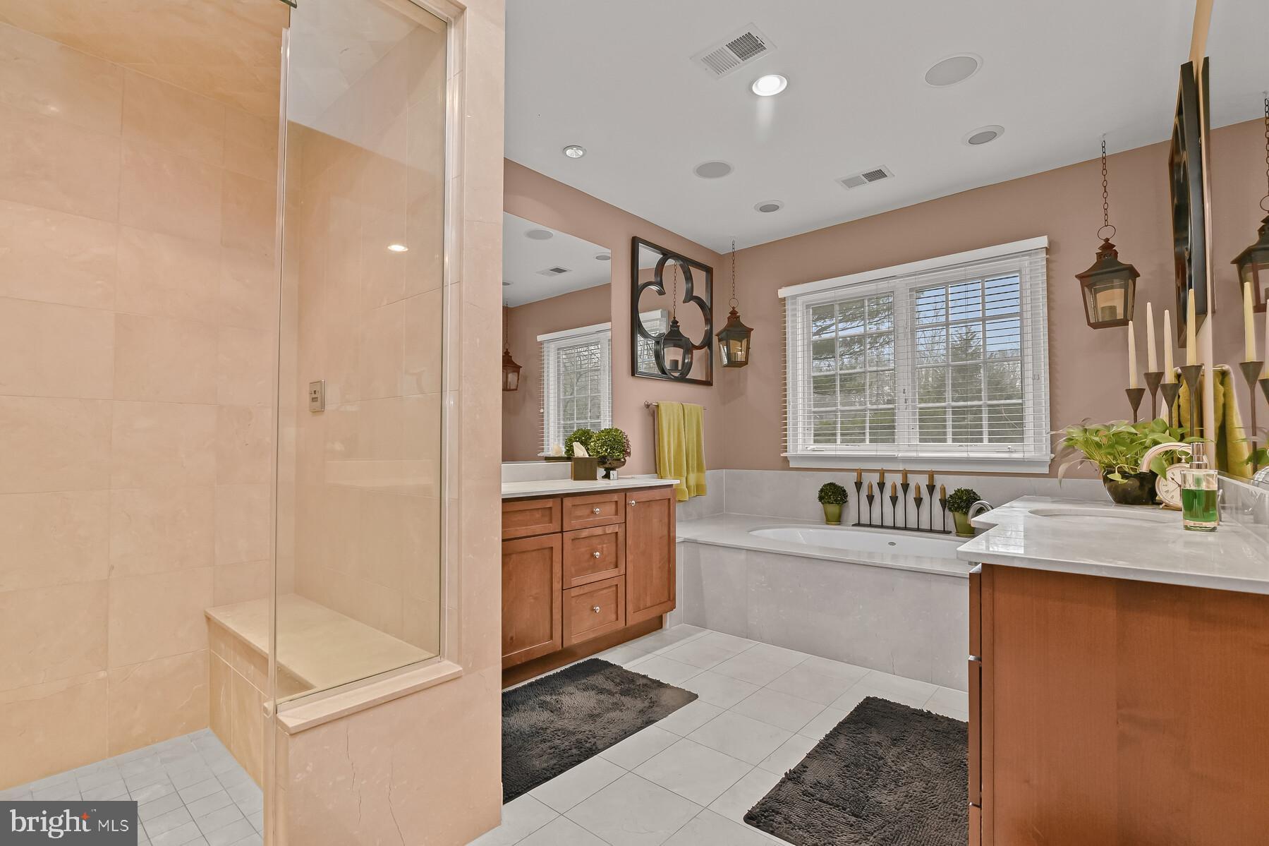 BRADMOOR - Residential