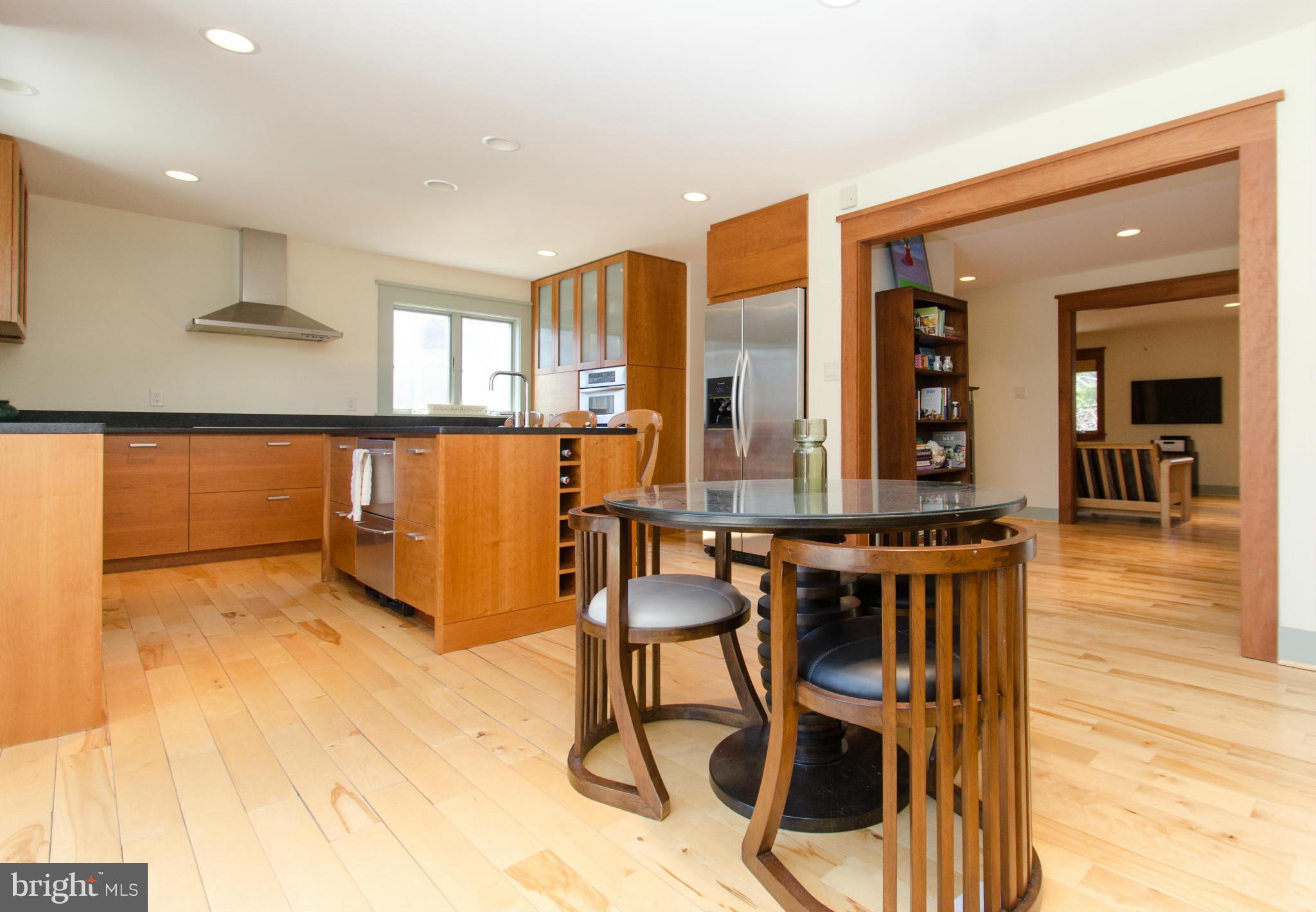 RUXTON CROSSING - Residential Lease