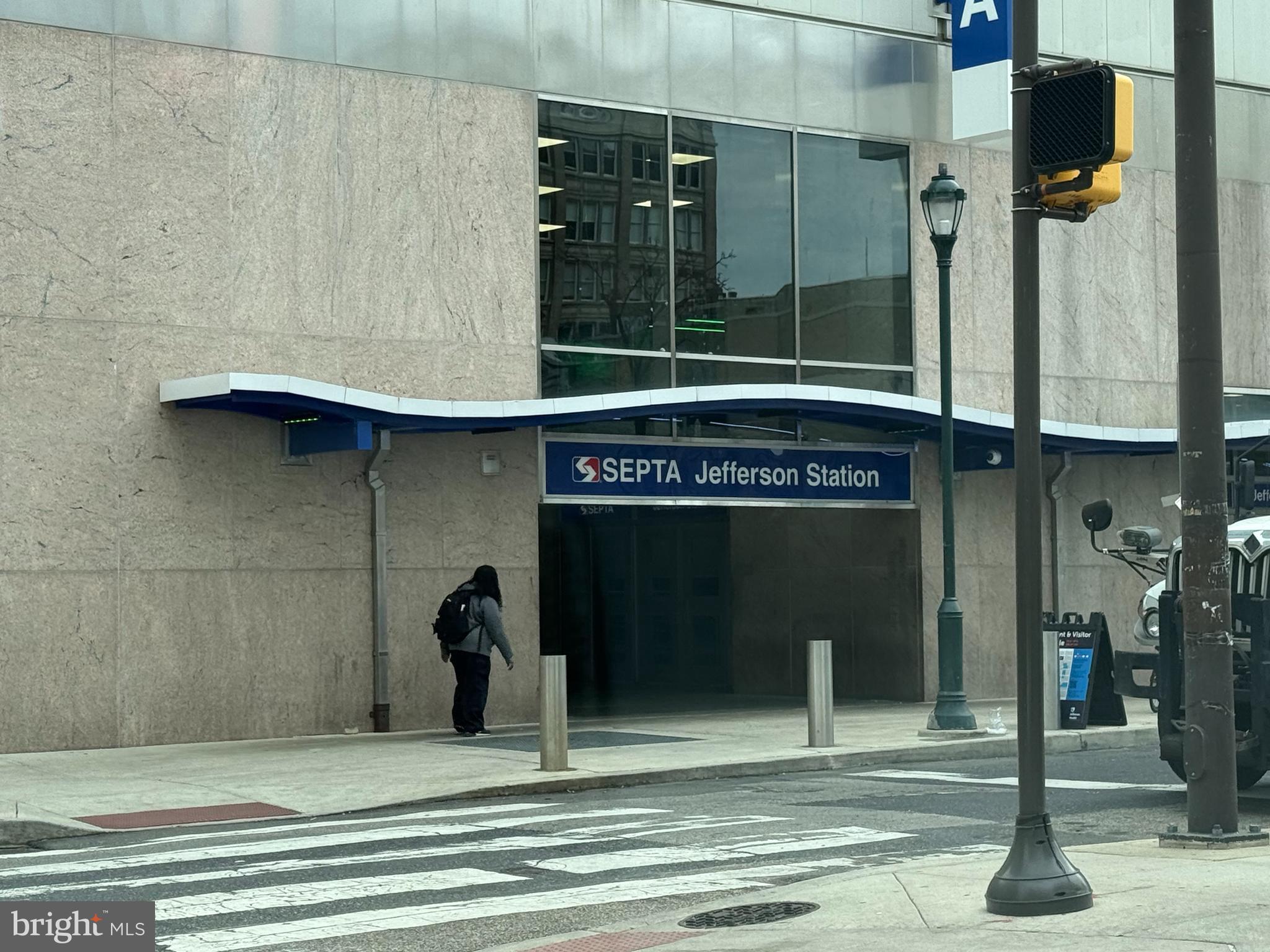 CHINATOWN - Residential Lease