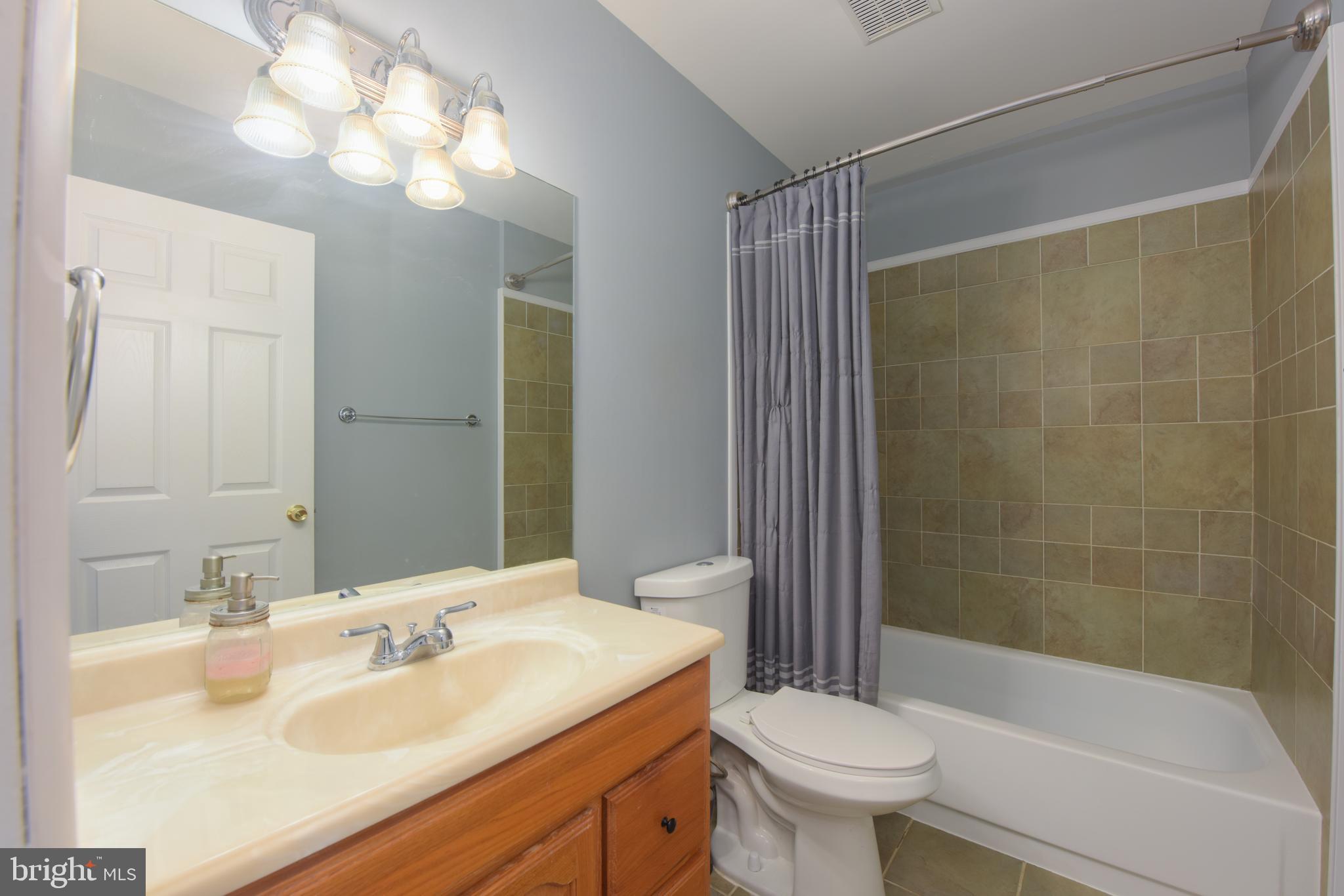 AQUIA HARBOUR - Residential