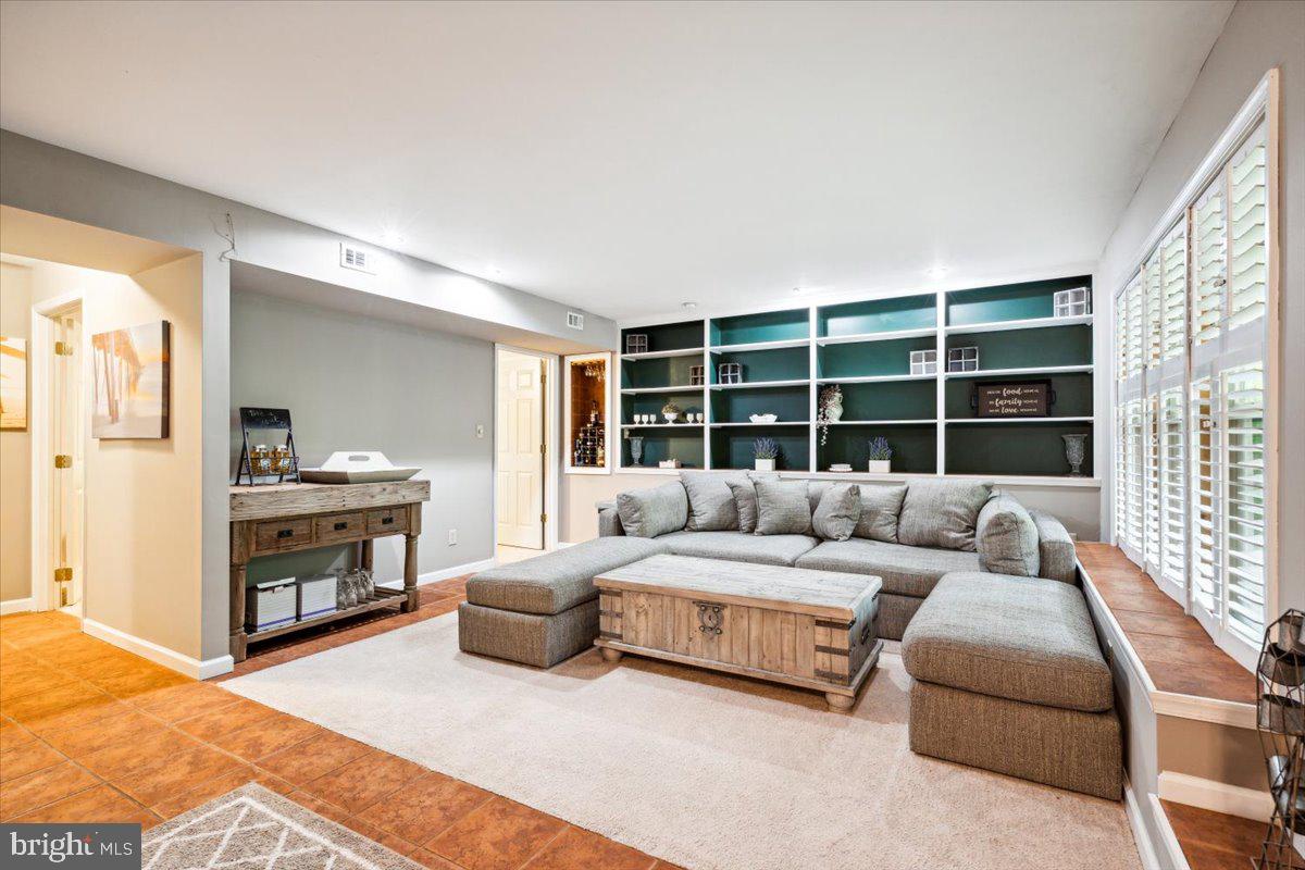 BALMORAL OVERLOOK - Residential