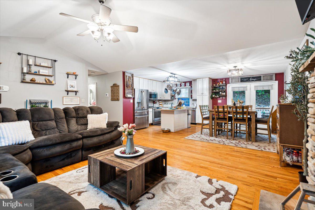 BALMORAL OVERLOOK - Residential