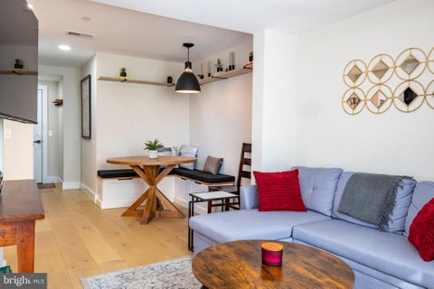 Photo of 919 12th Street NE #305, WASHINGTON, DC 20002 (MLS # DCDC2283838)