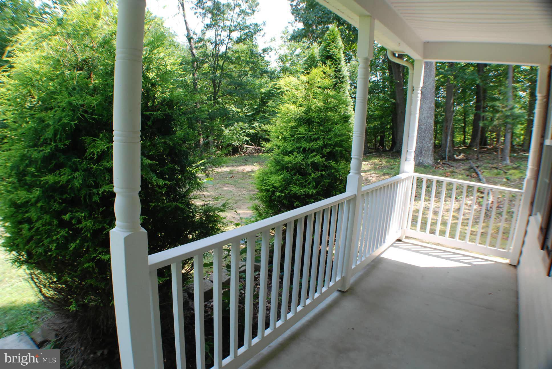 COUNTRY ACRES - Residential