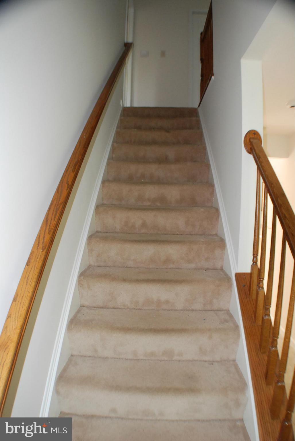 COUNTRY ACRES - Residential