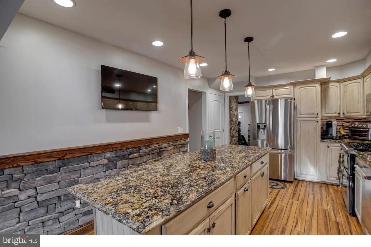 CAMELOT - Residential